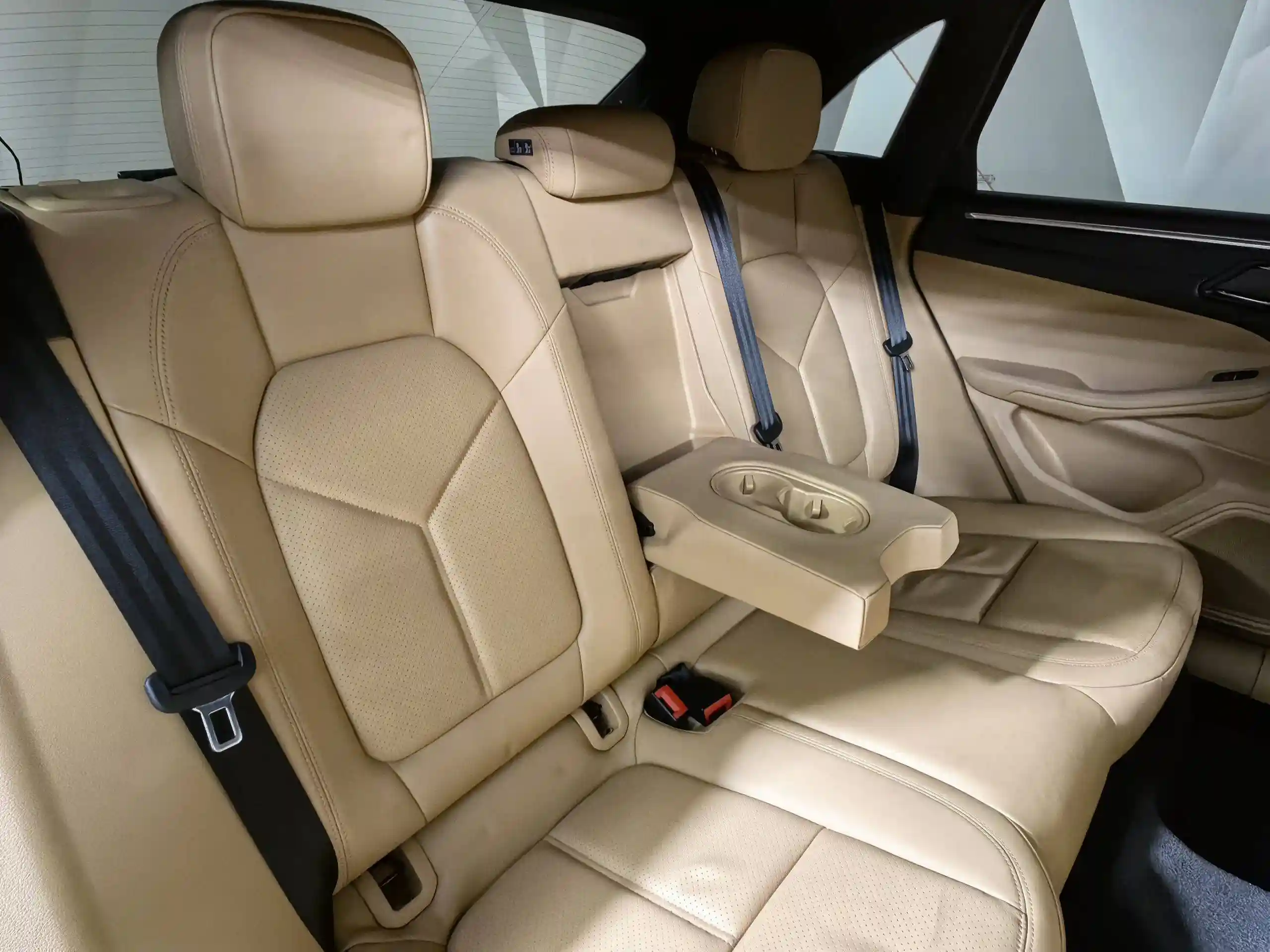 Porsche Macan 2016