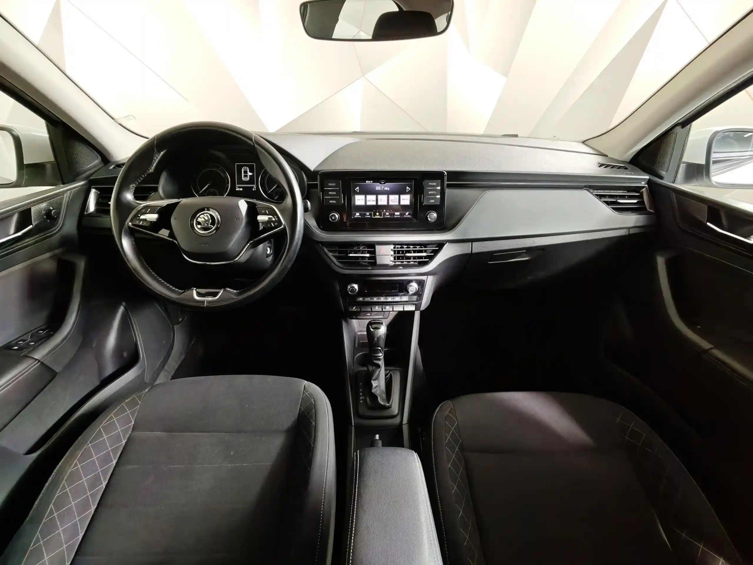 Skoda Rapid 2021