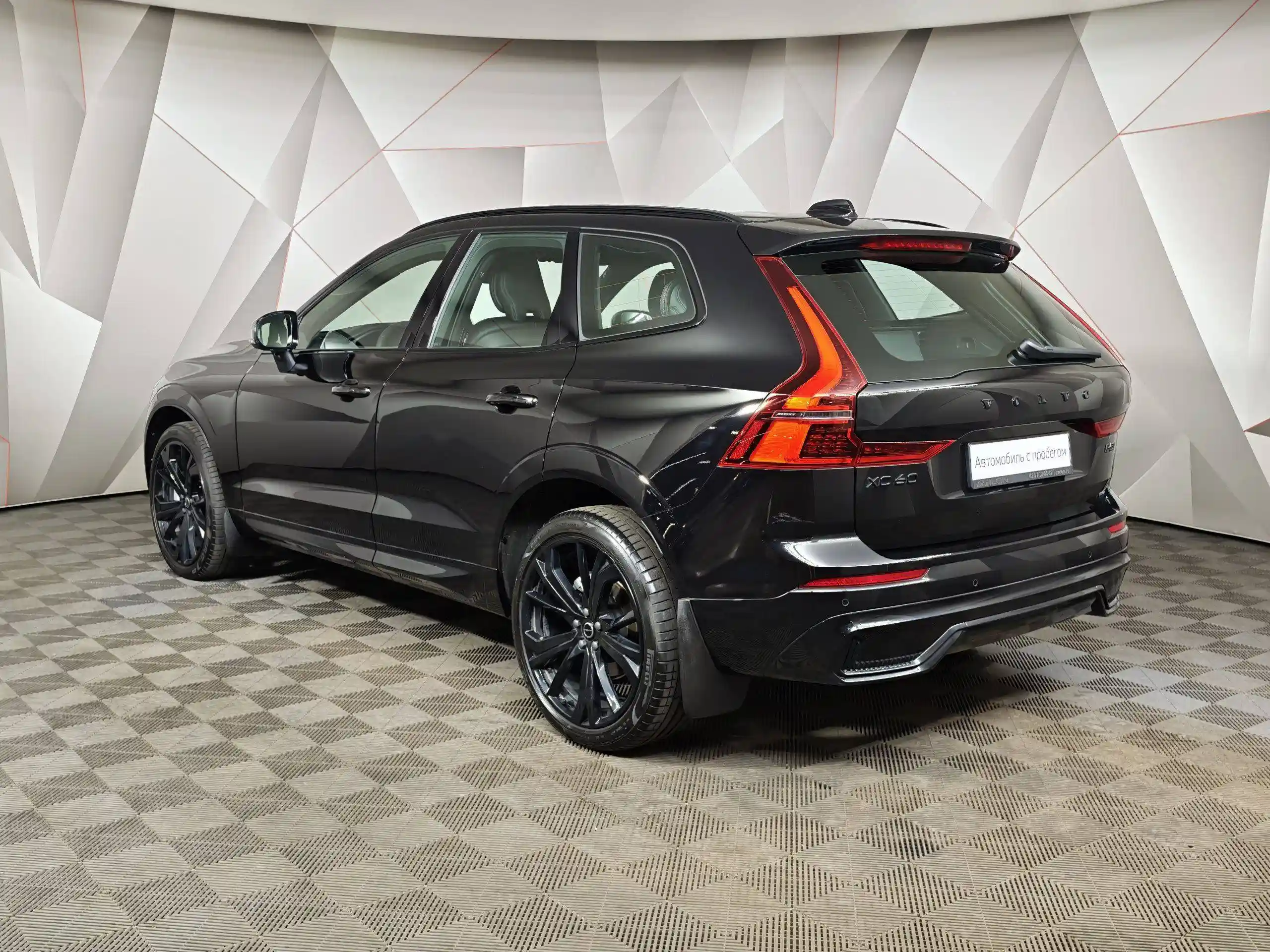 Volvo XC60 2025