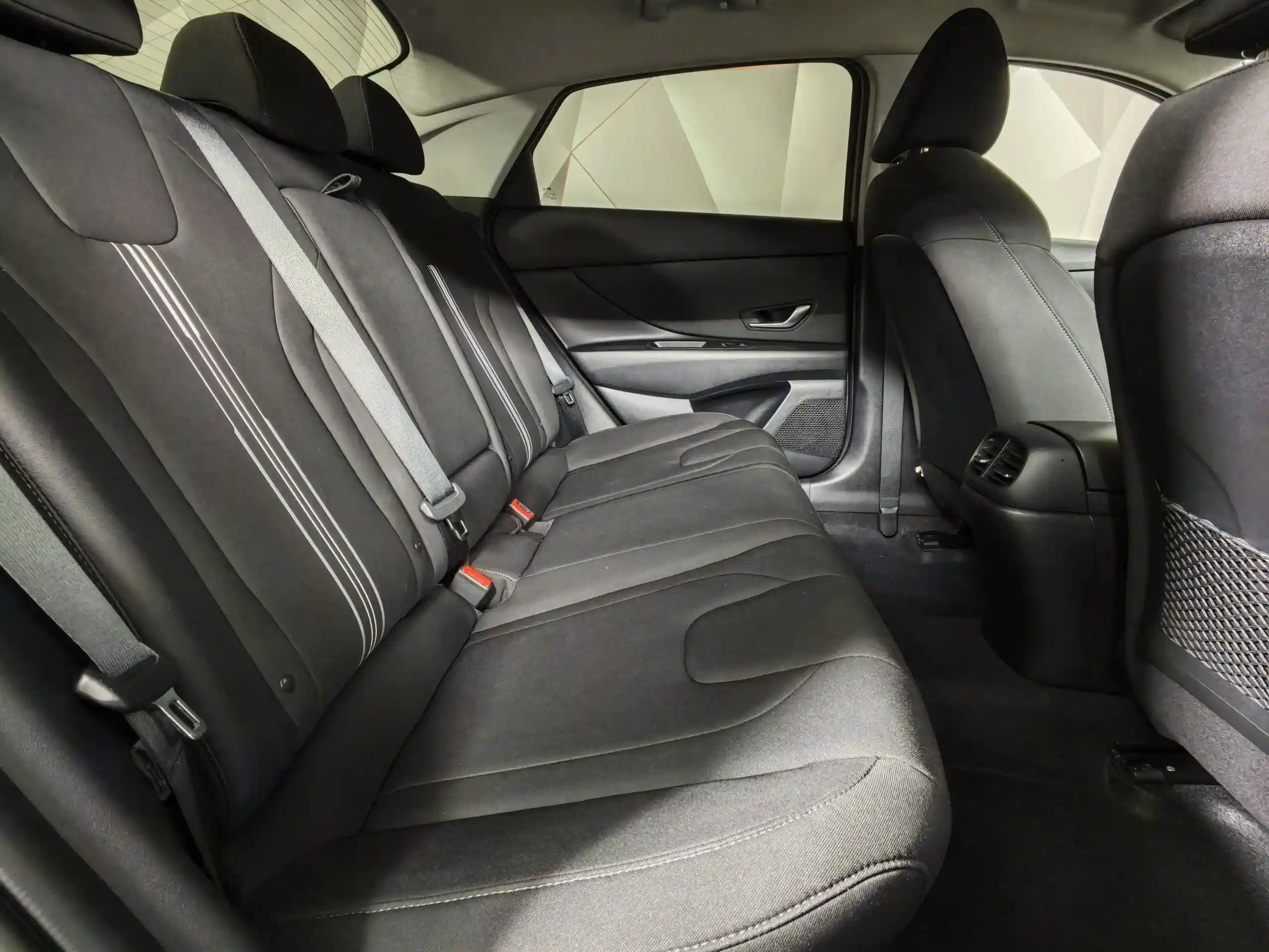 Hyundai Elantra 2022