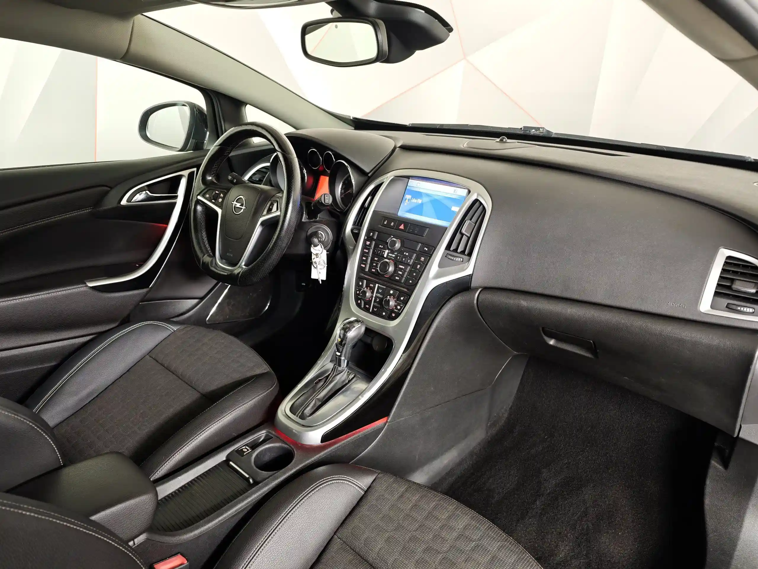 Opel Astra 2013