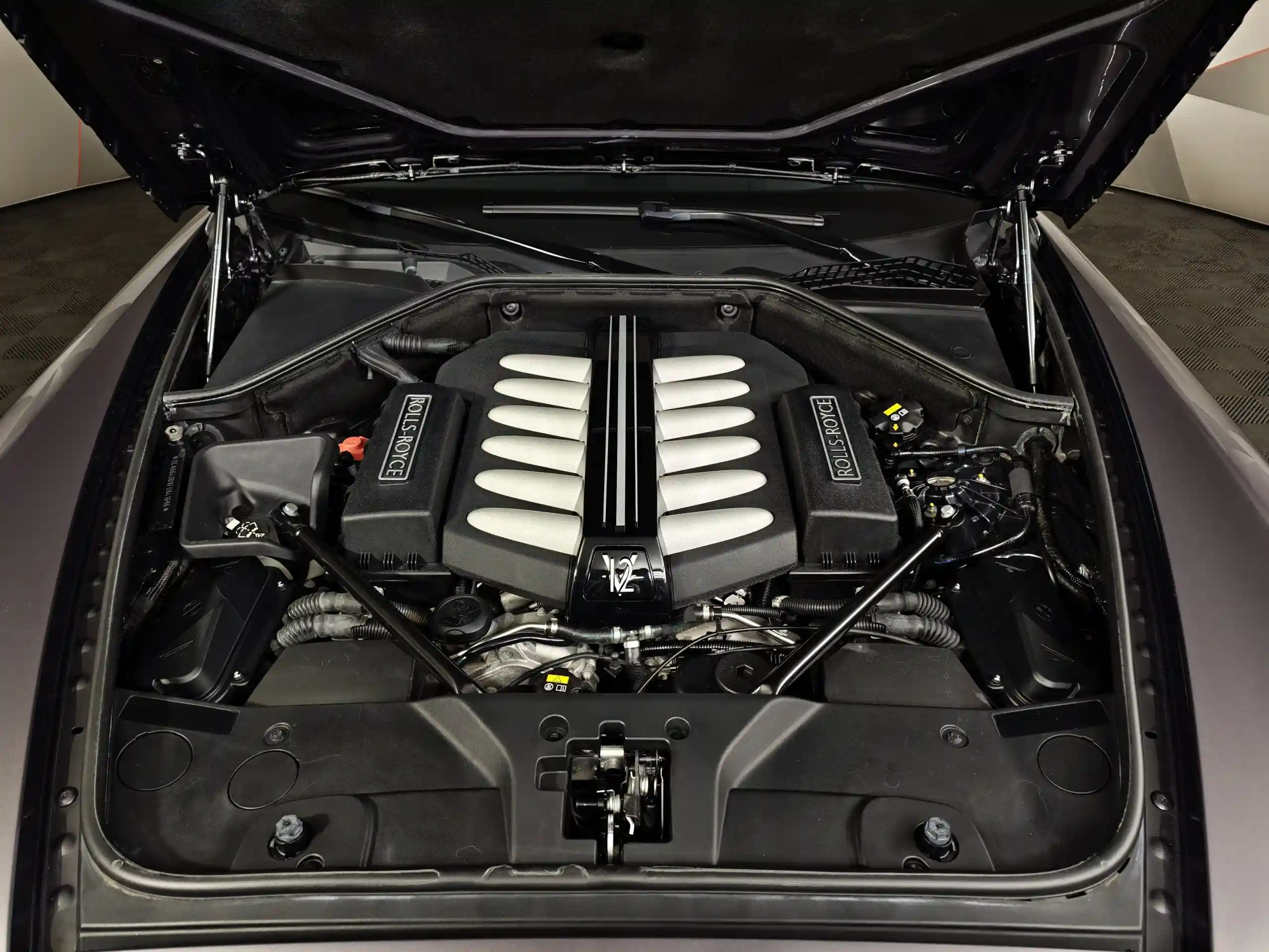 Rolls-Royce Ghost 2015