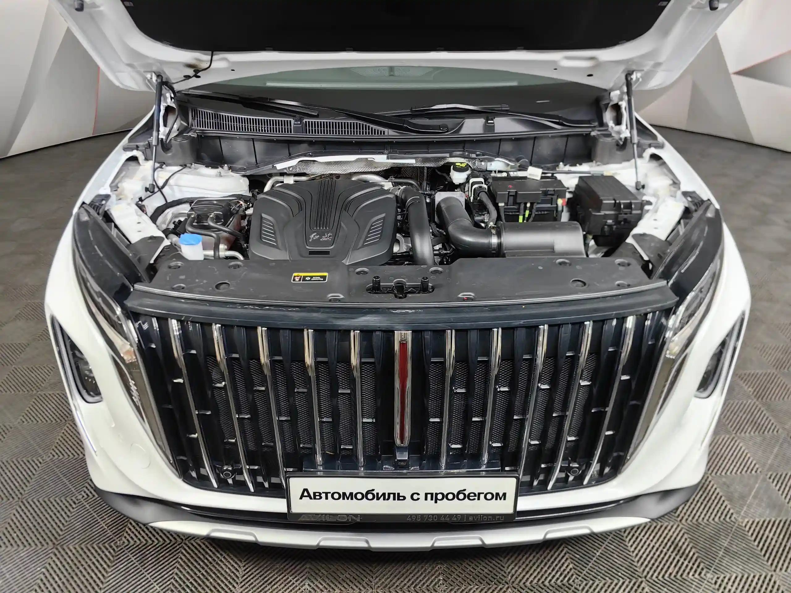 Hongqi HS7 2025