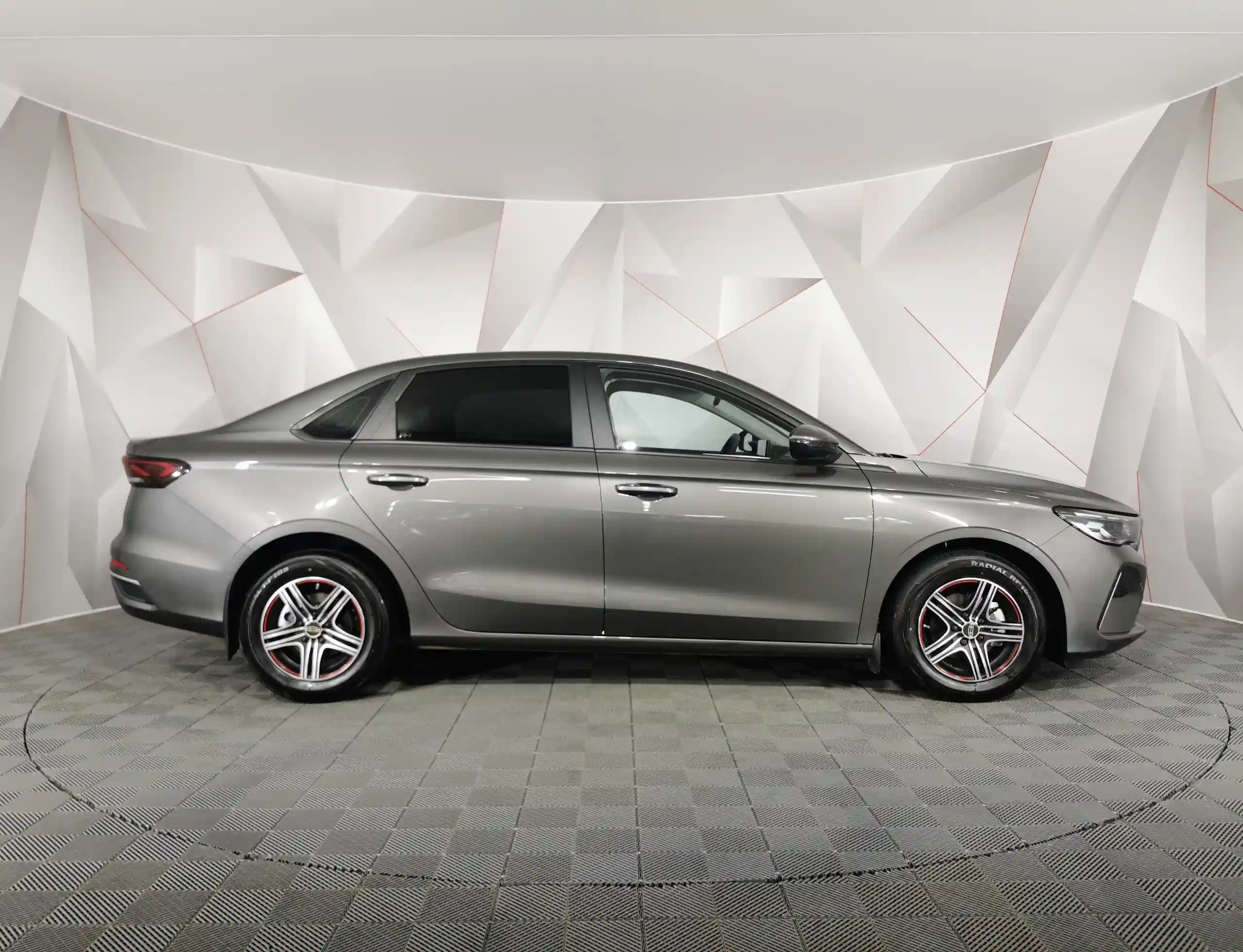 Geely Emgrand 2024