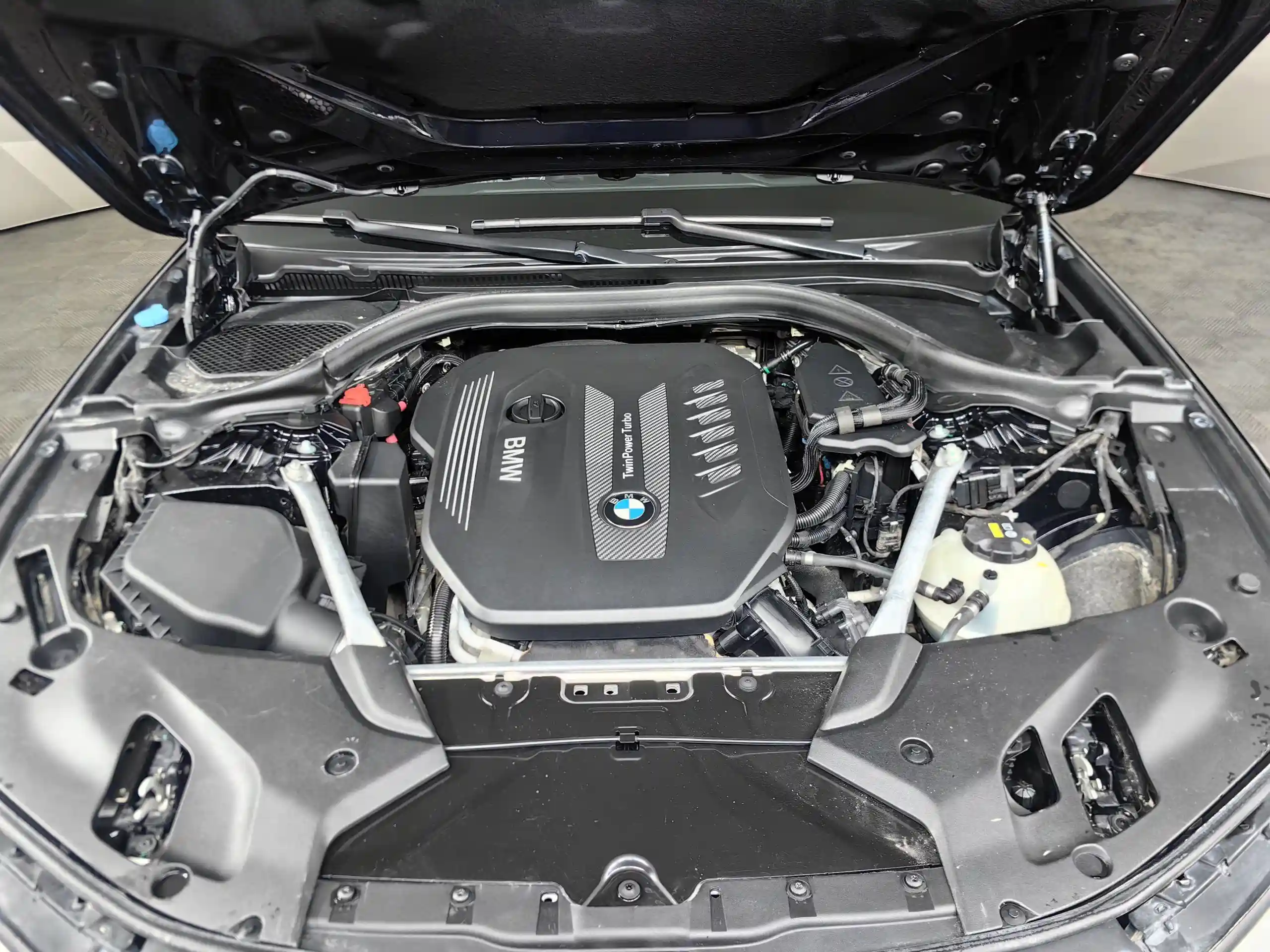 BMW 5 серия 2019