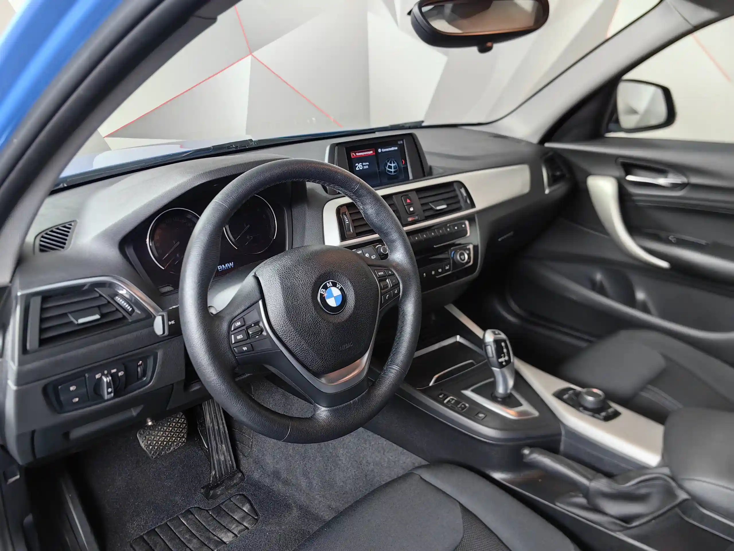 BMW 1 серия 2018
