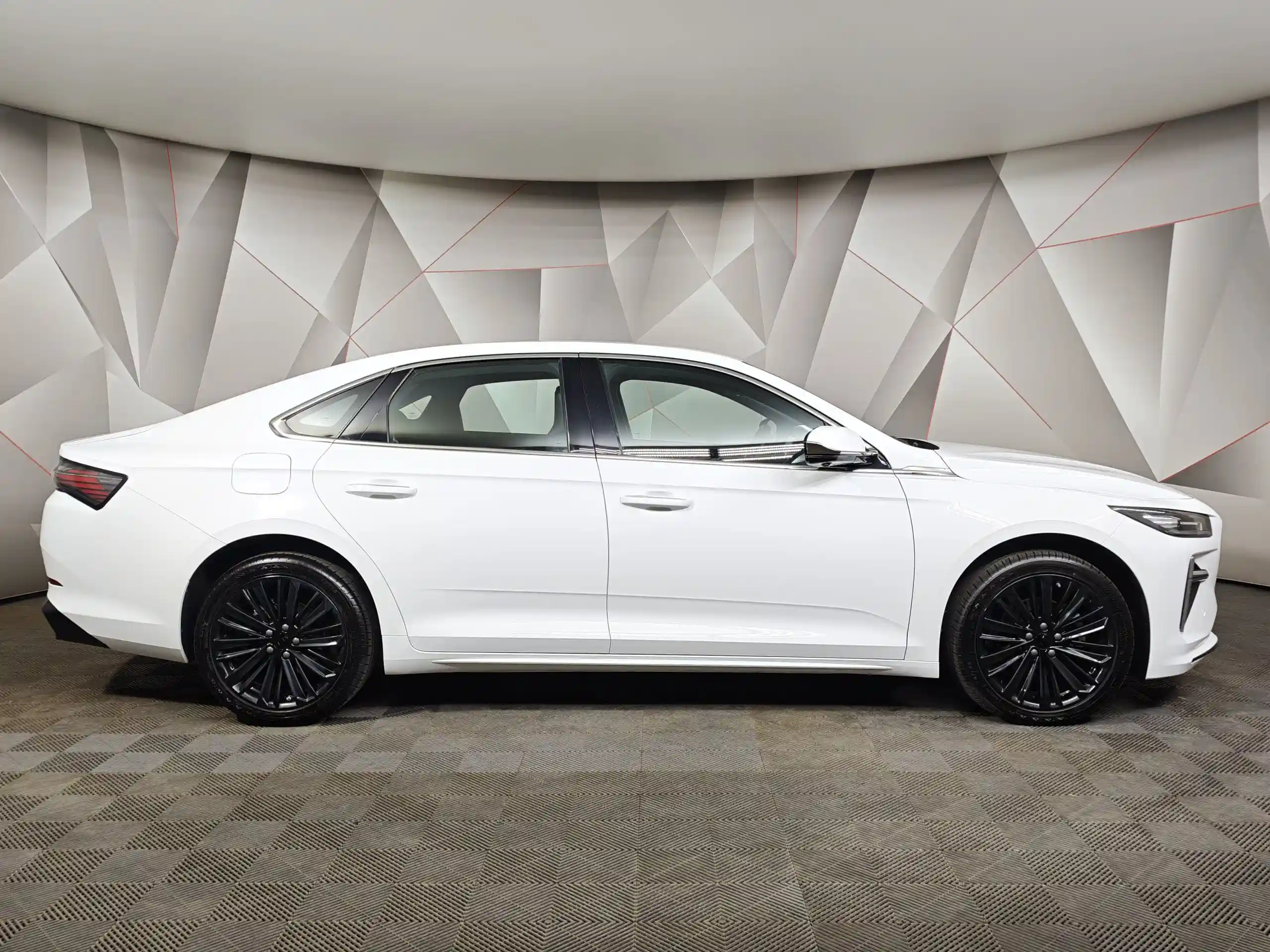 Geely Preface 2024