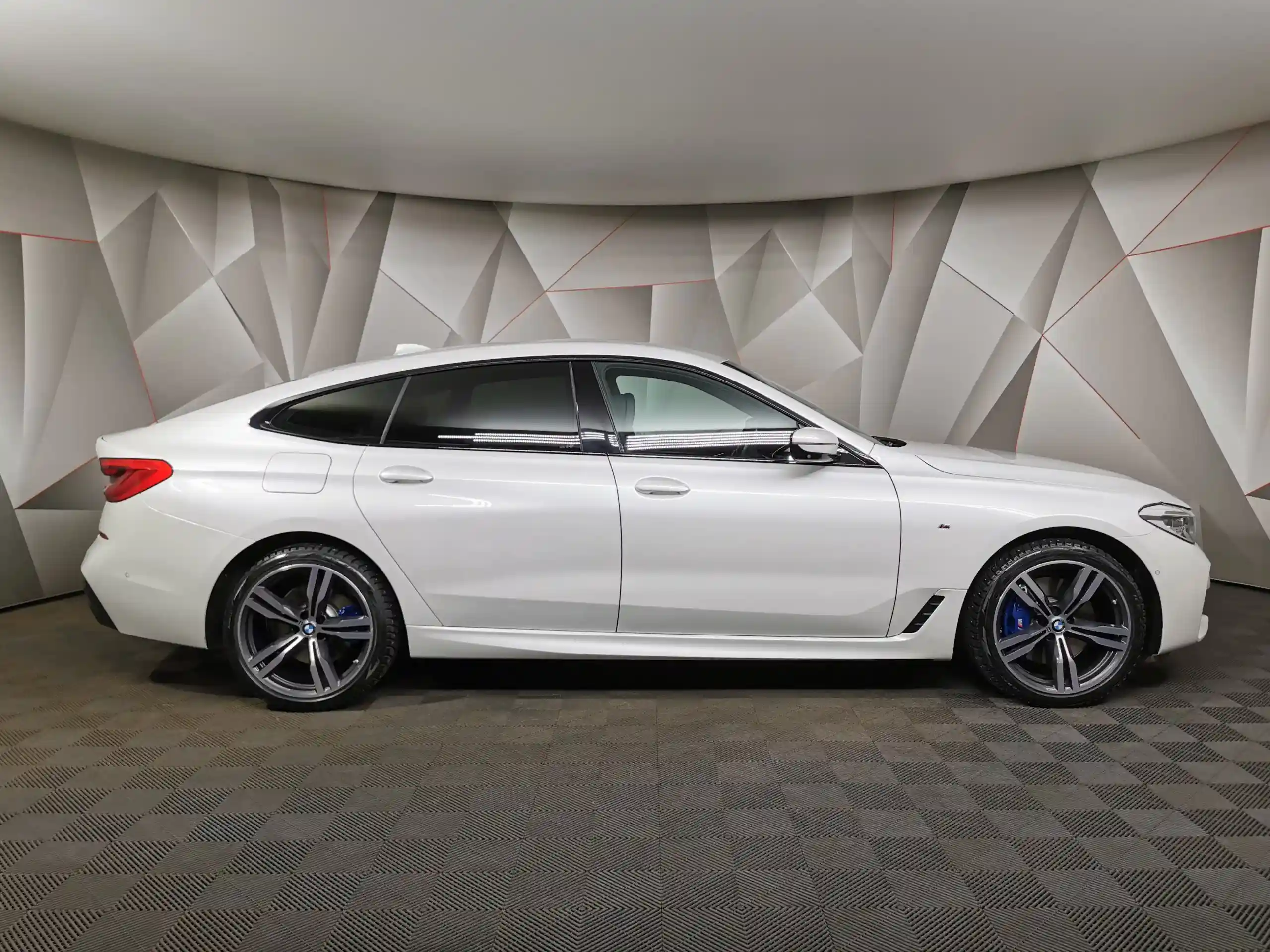 BMW 6 серия 2019