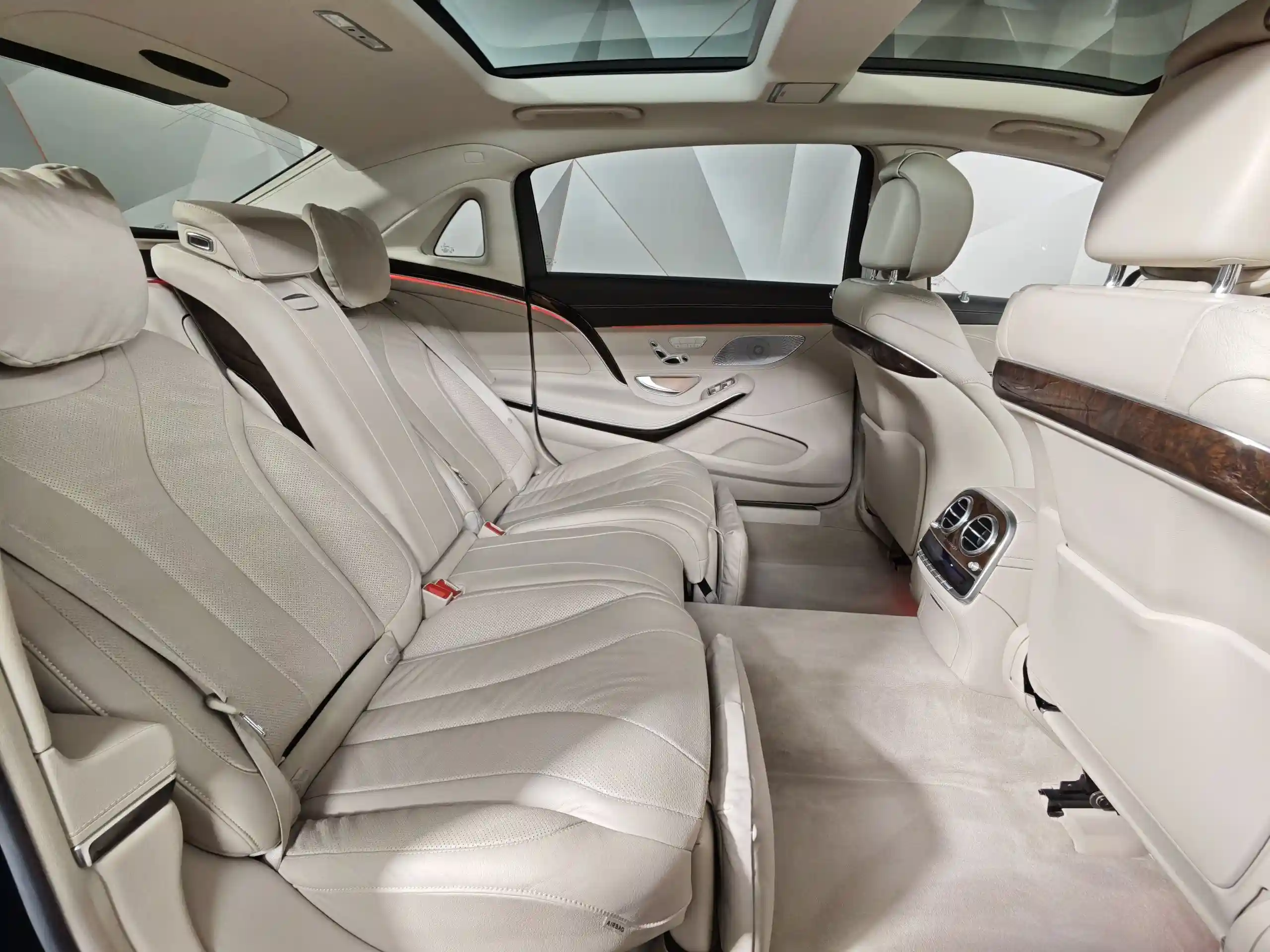Mercedes-Benz S-Класс 2015