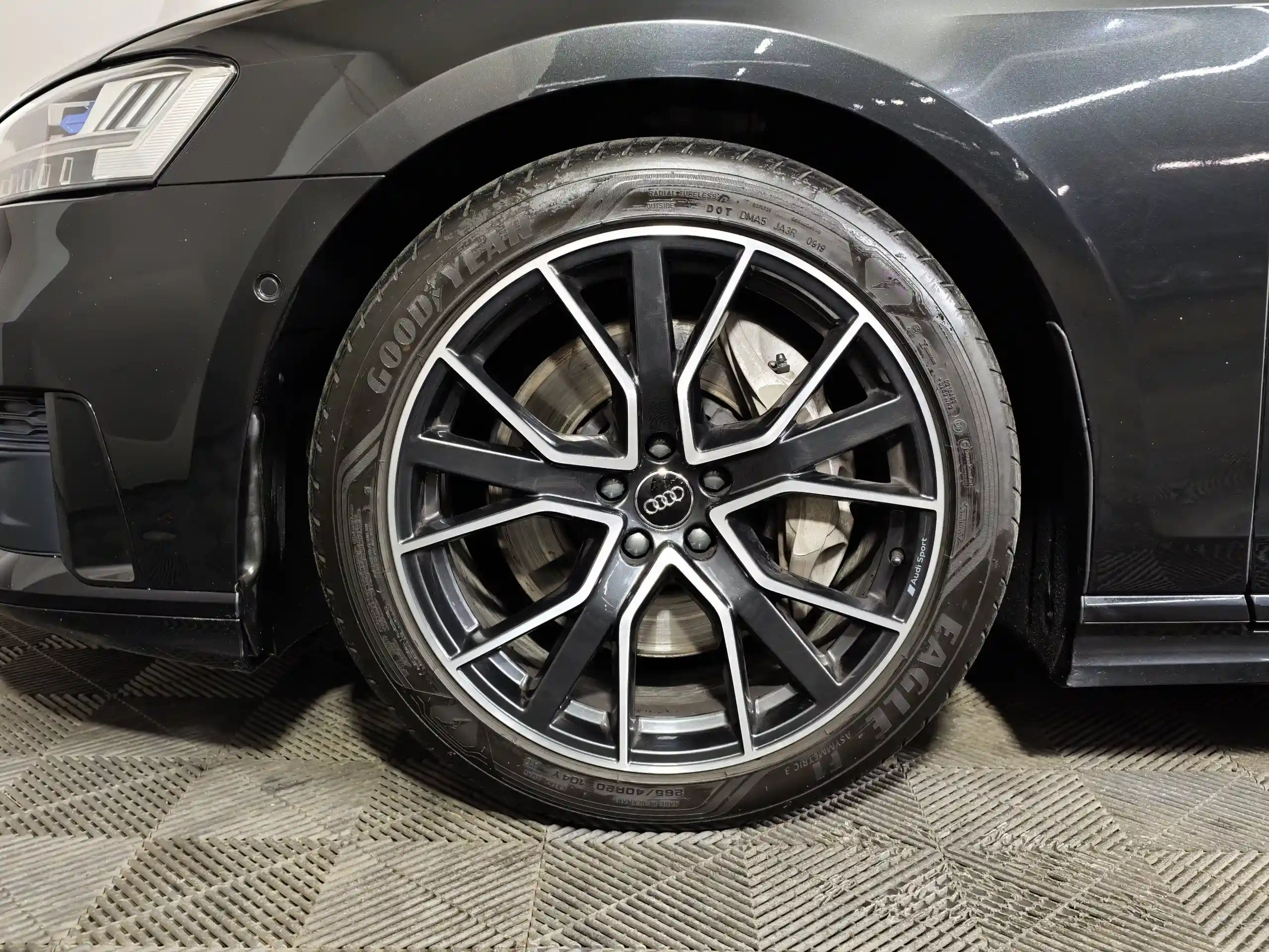 Audi A8 2019