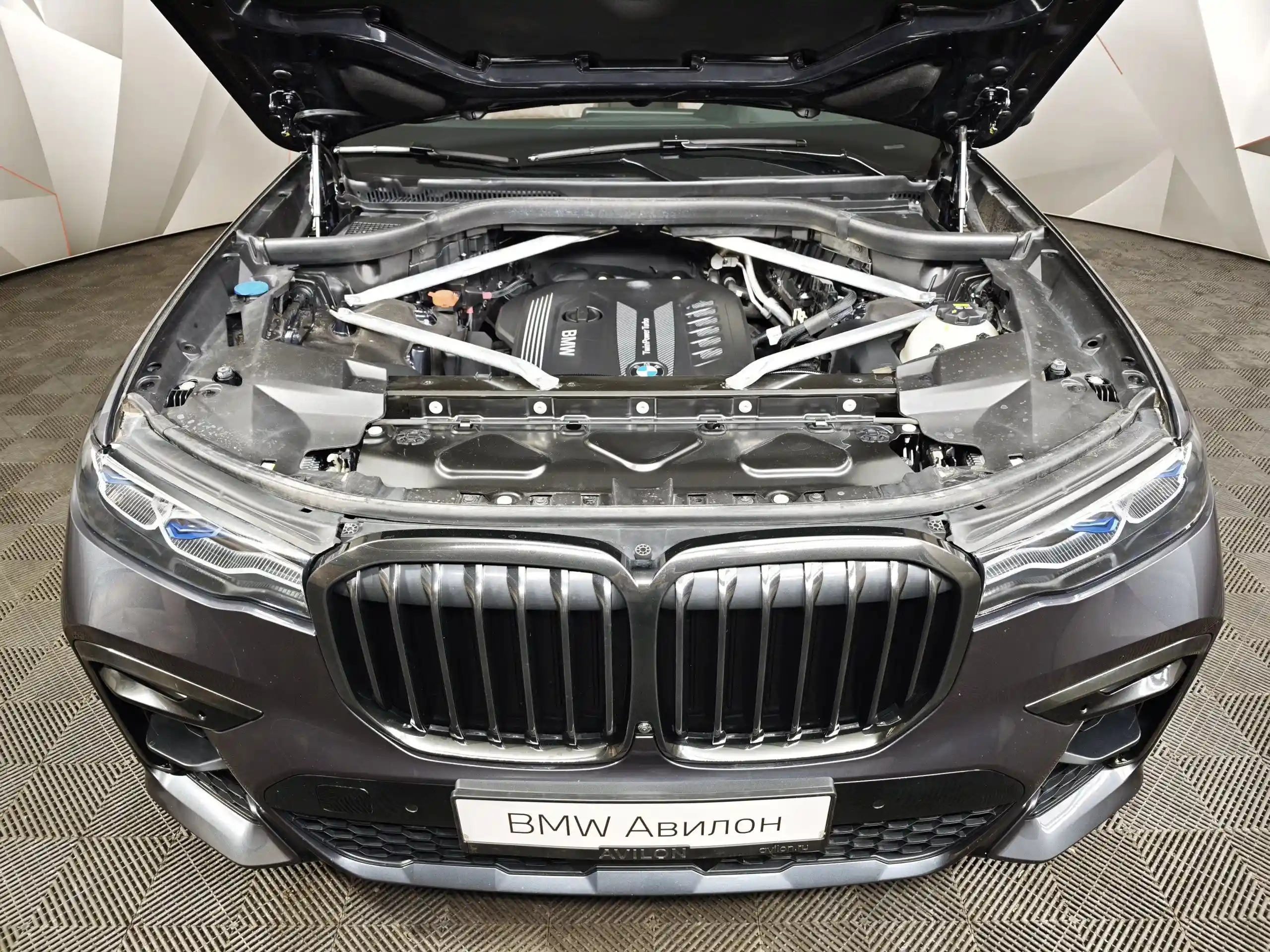 BMW X7 2021