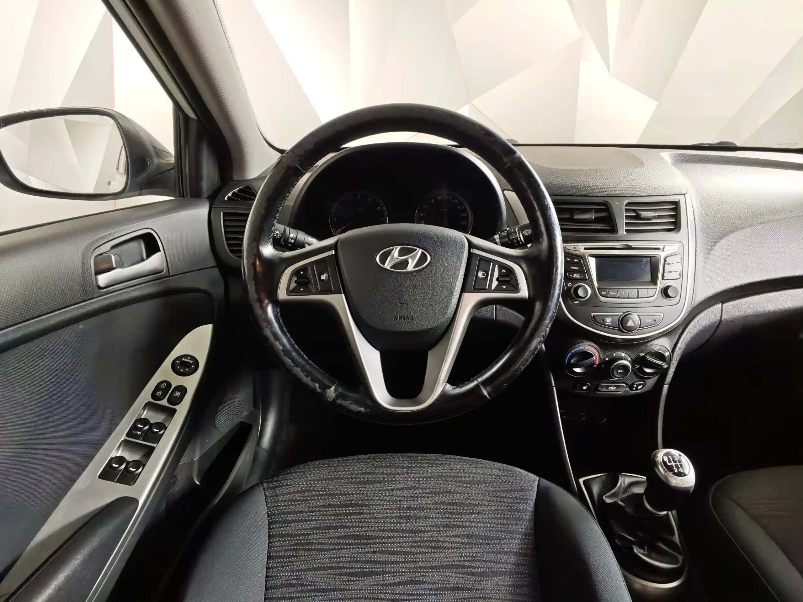 Hyundai Solaris 2014
