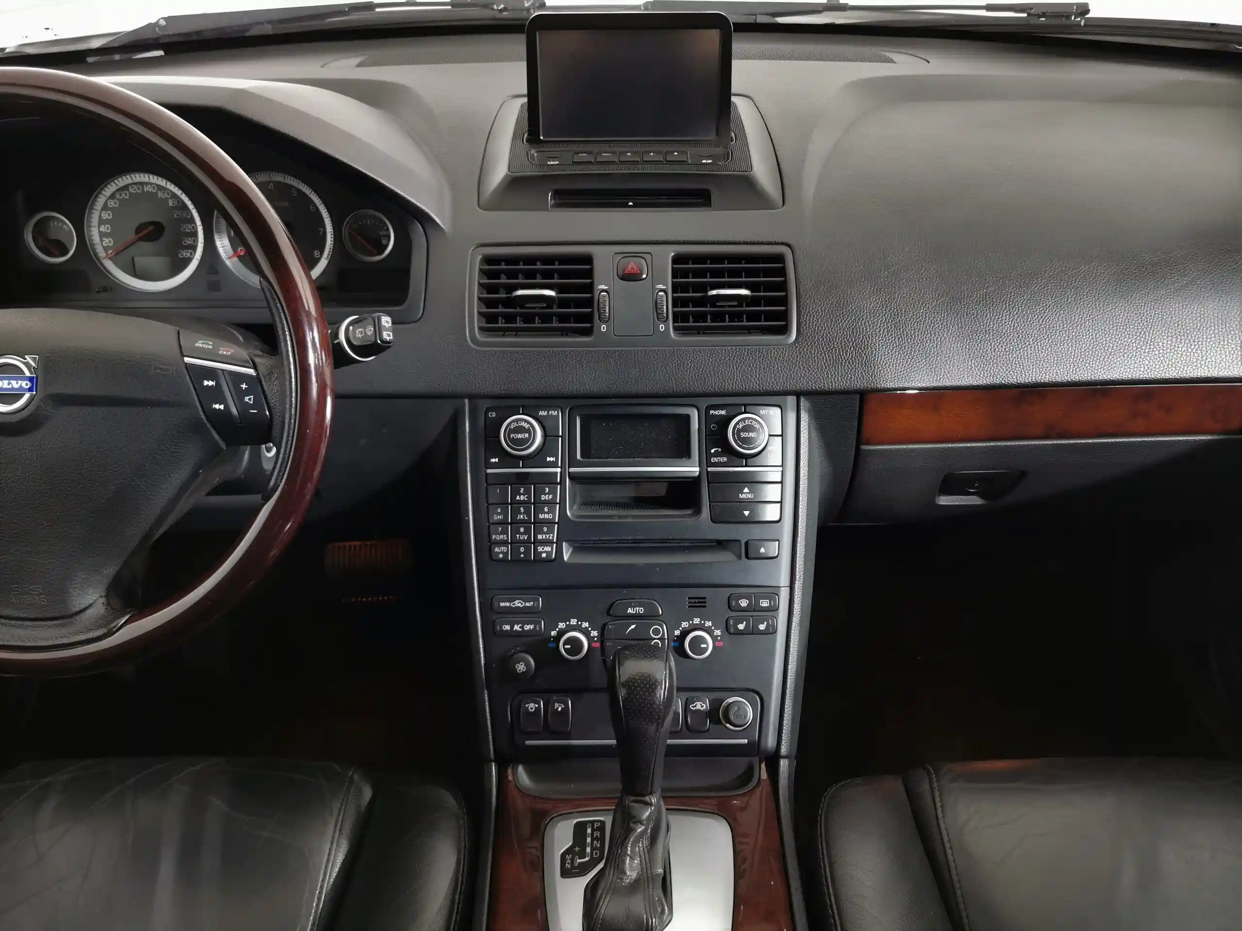 Volvo XC90 2012