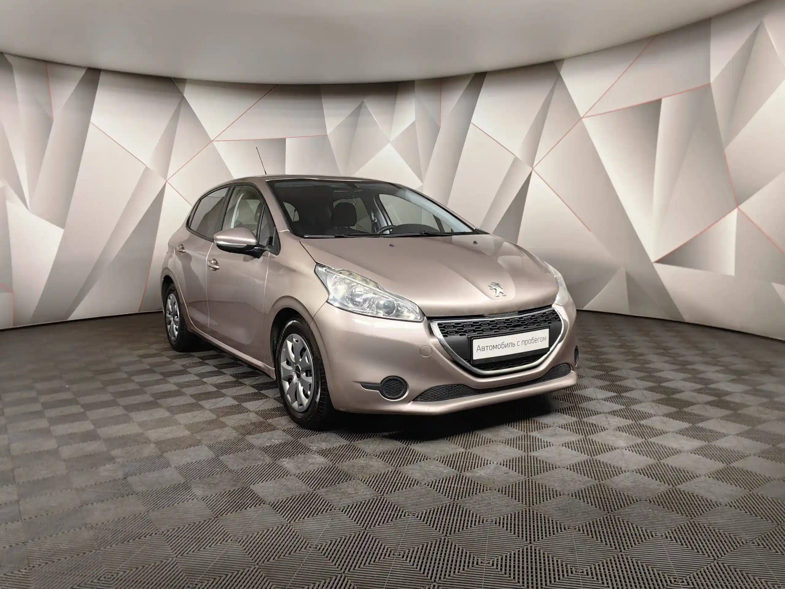 Peugeot 208 2013