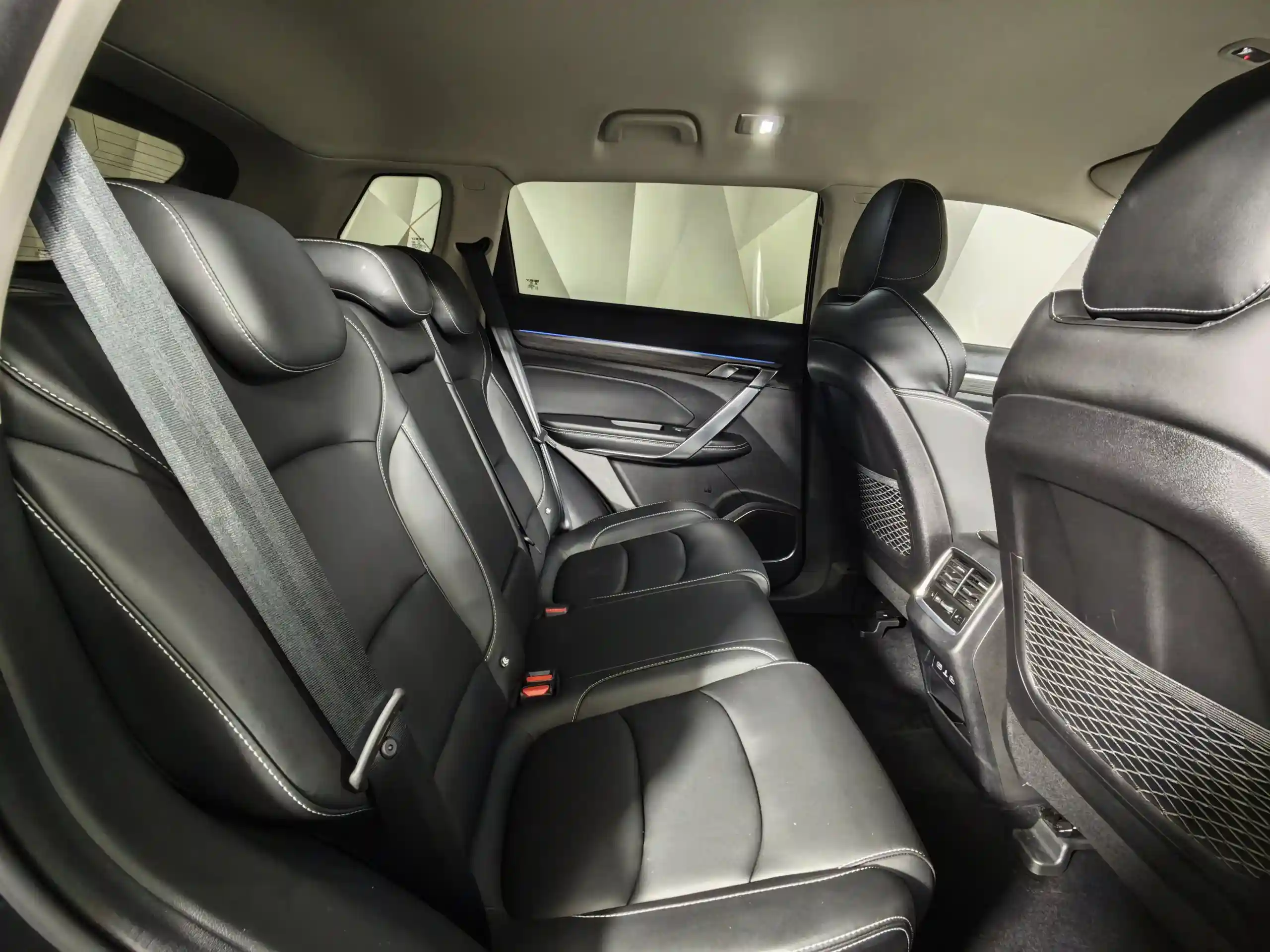 Geely Atlas Pro 2023