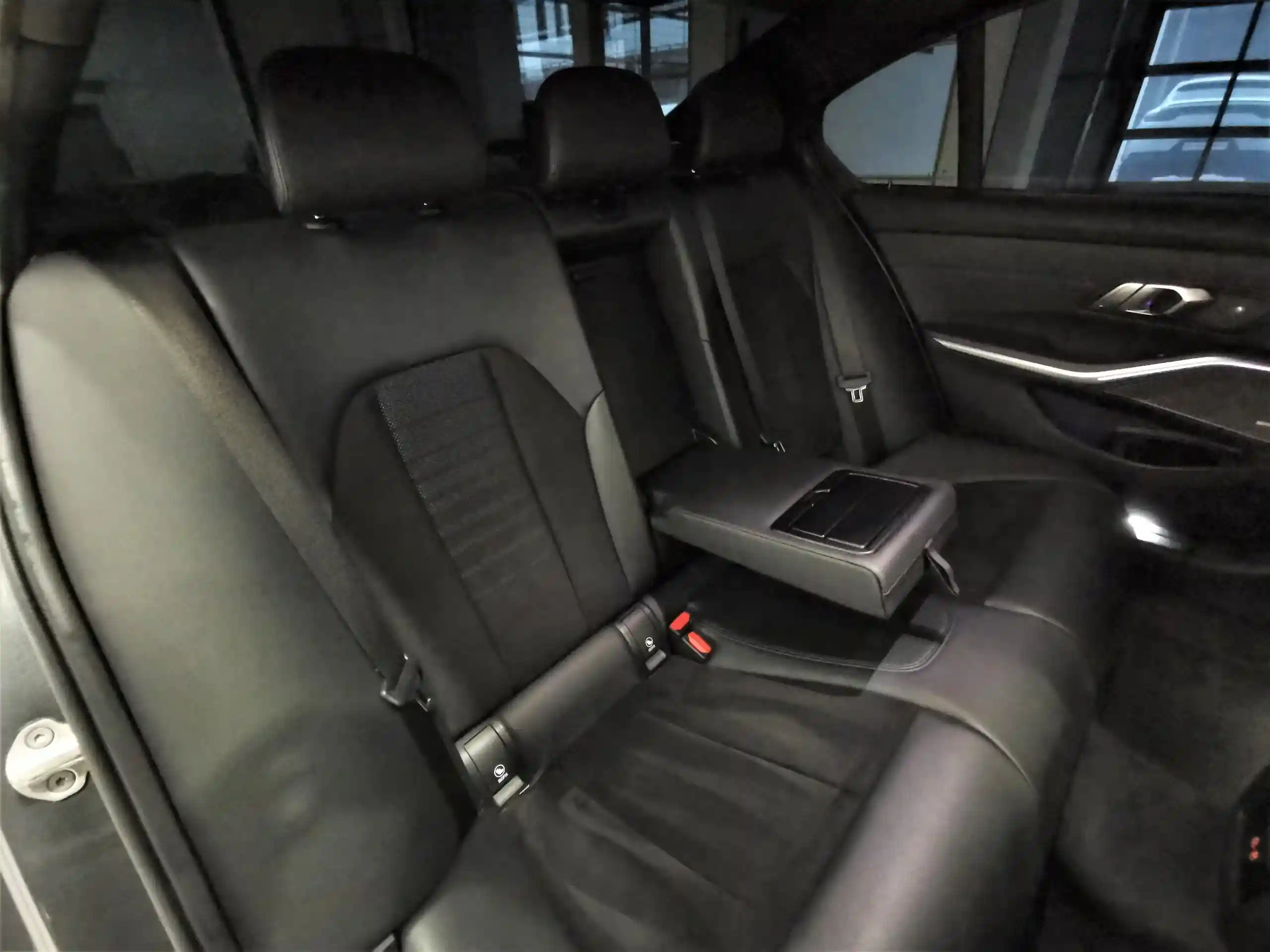 BMW 3 серия 2020