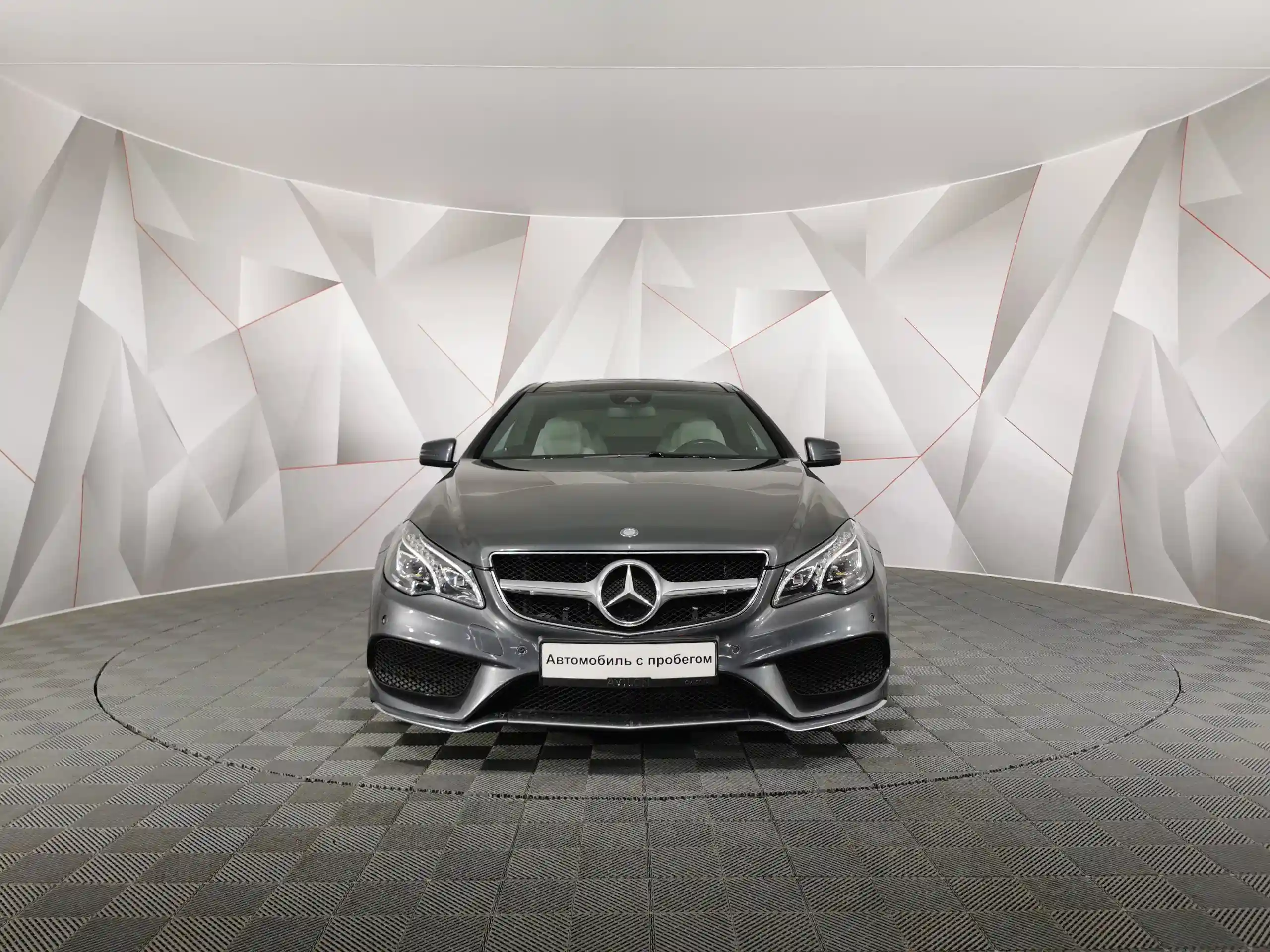 Mercedes-Benz E-Класс 2013