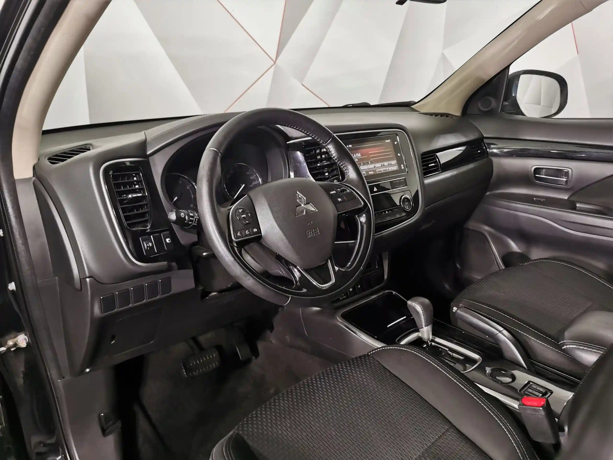 Mitsubishi Outlander 2019