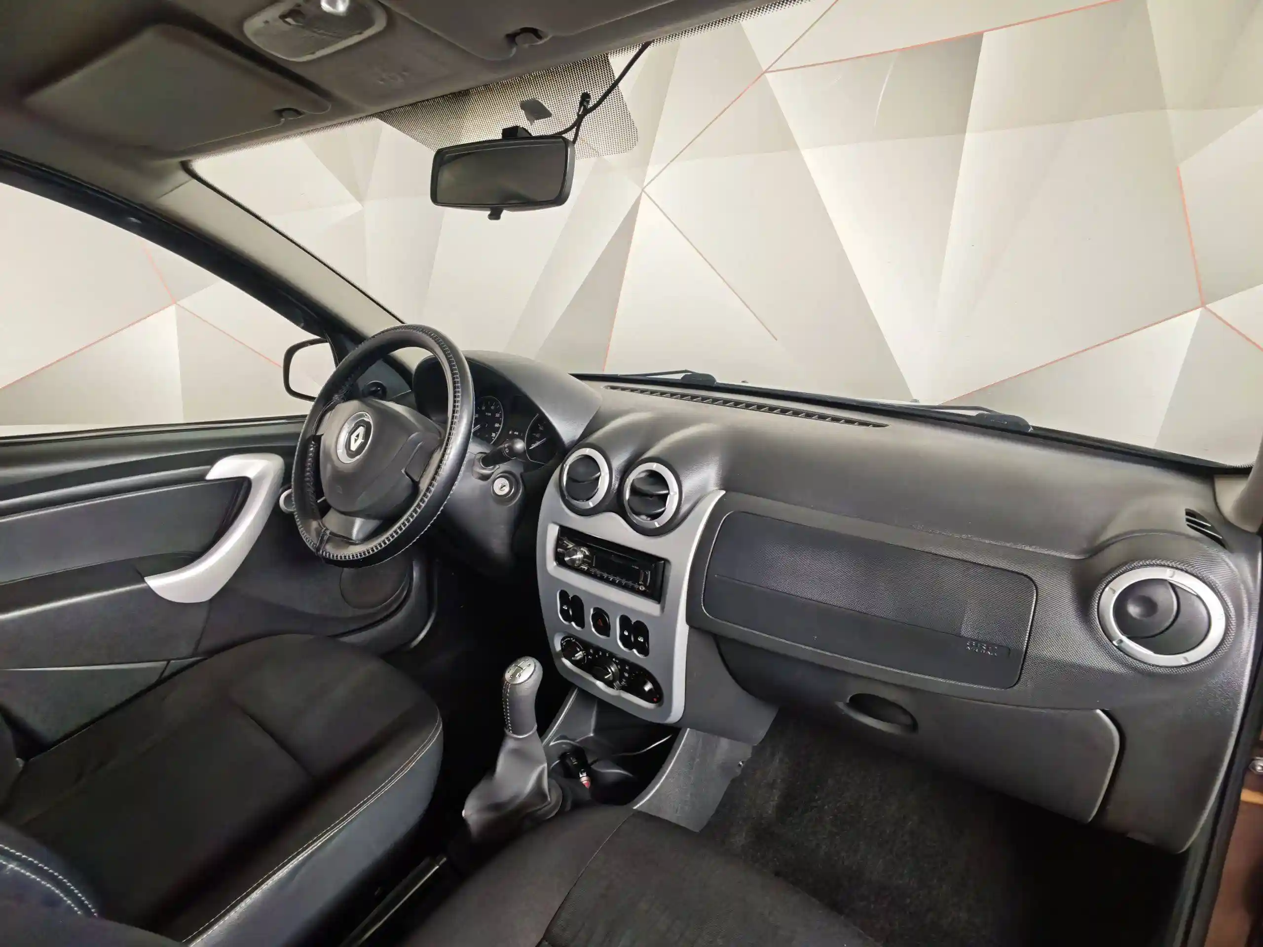Renault Sandero 2013