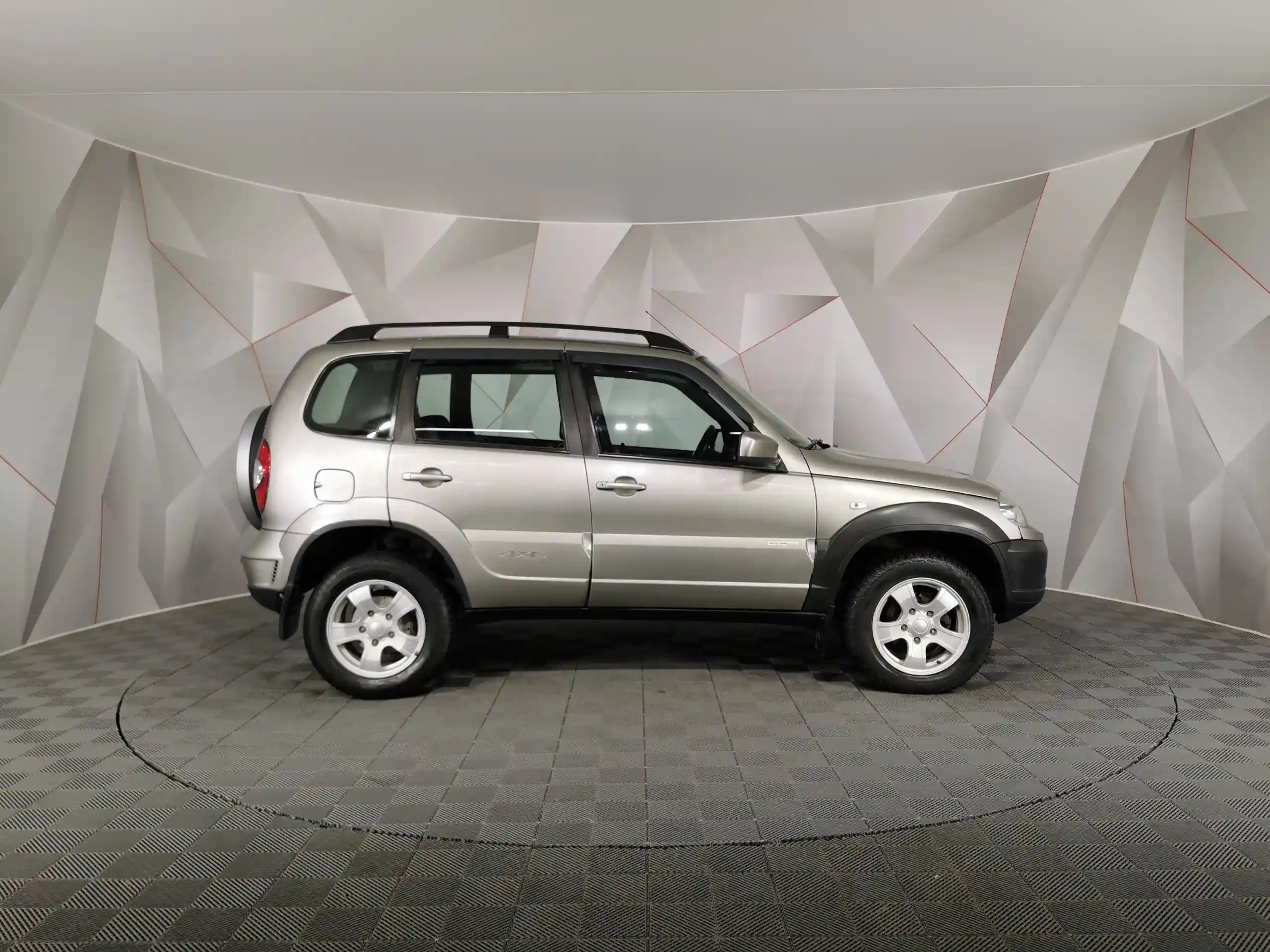 Chevrolet Niva 2013