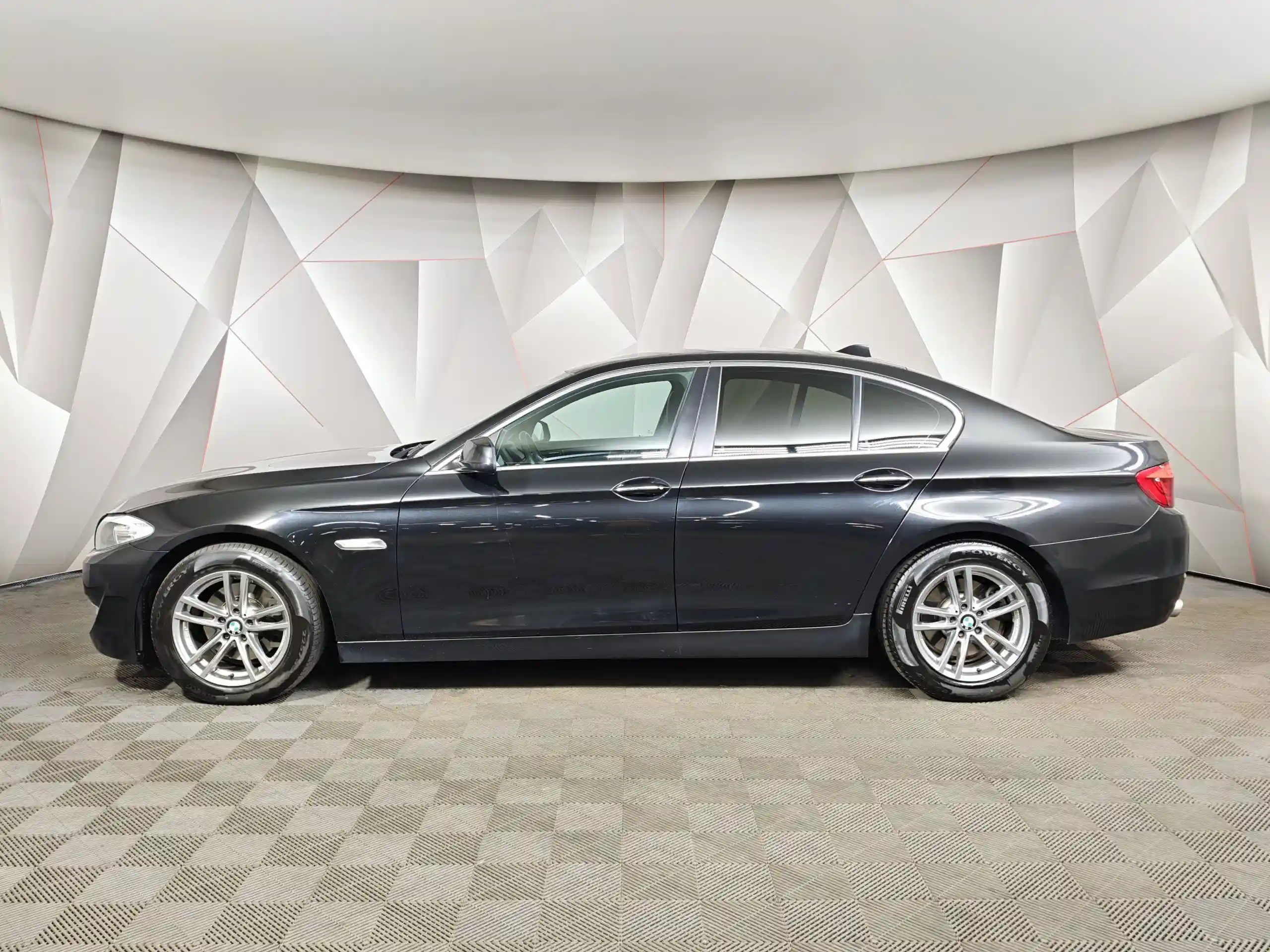 BMW 5 серия 2012