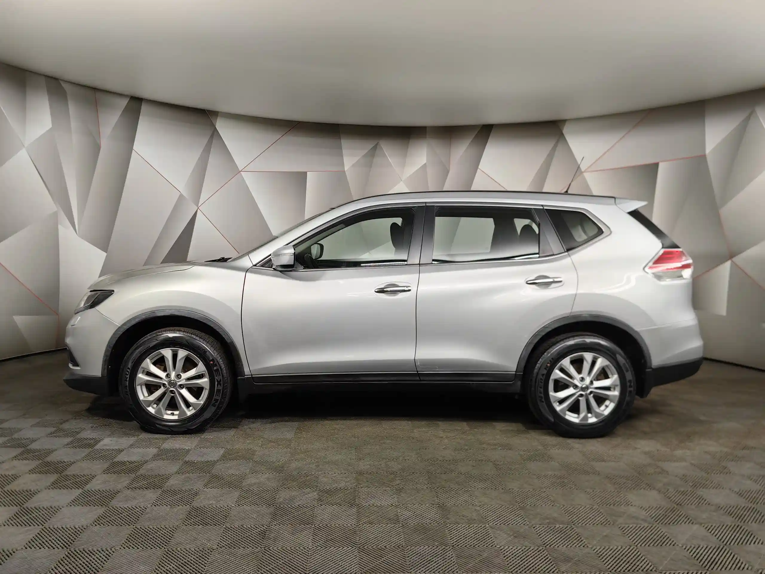 Nissan X-Trail 2015