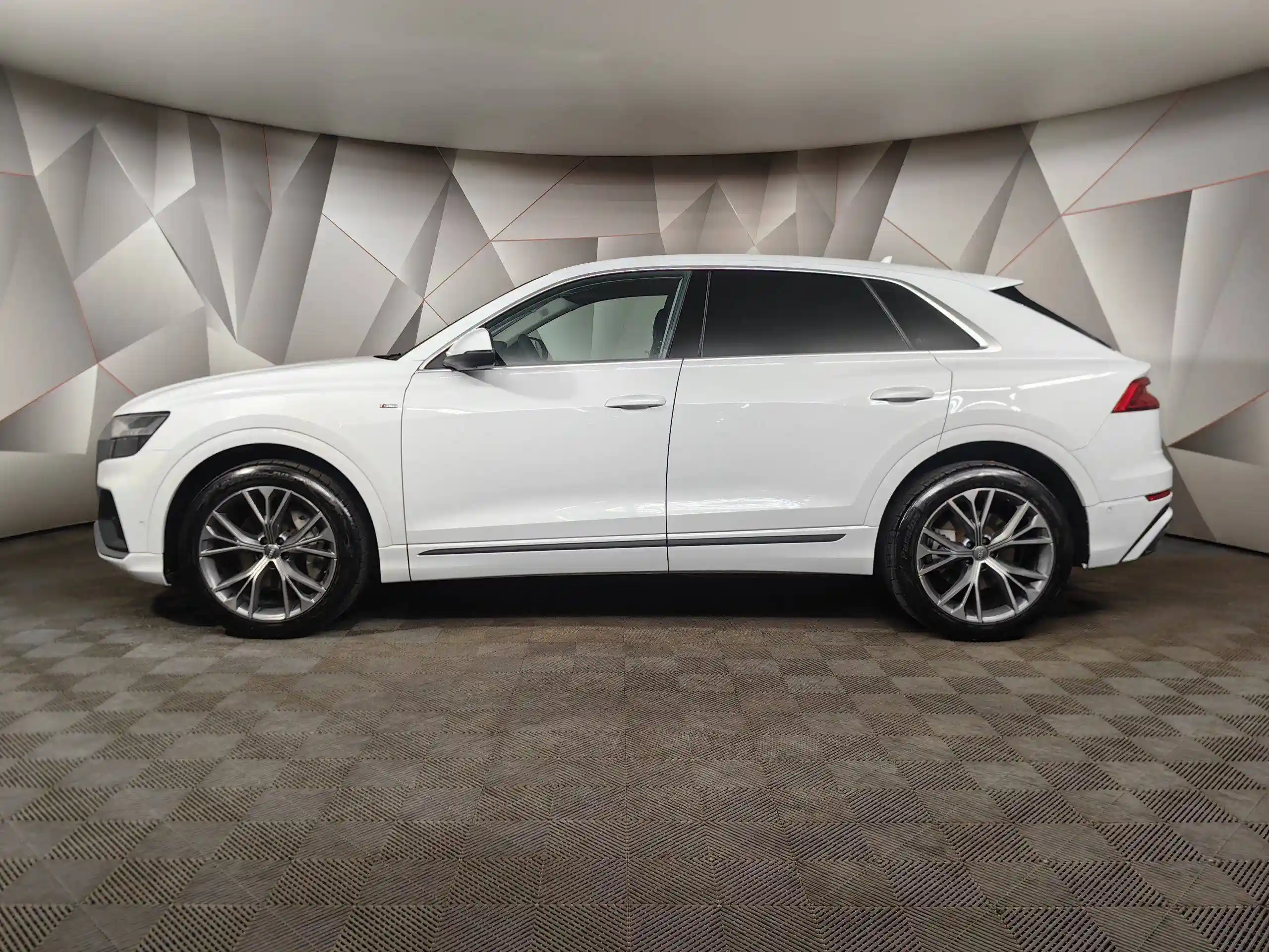 Audi Q8 2020