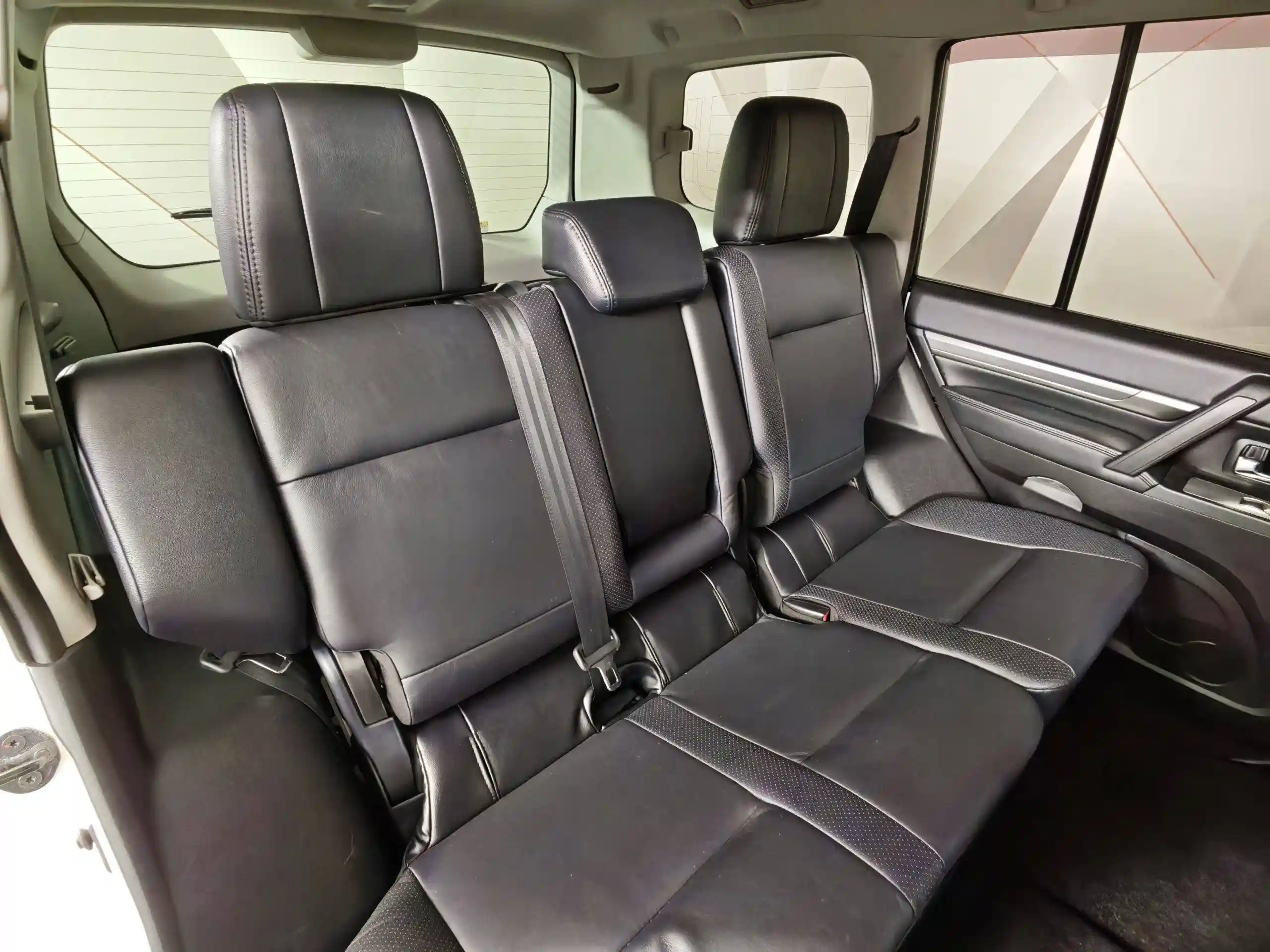 Mitsubishi Pajero 2011