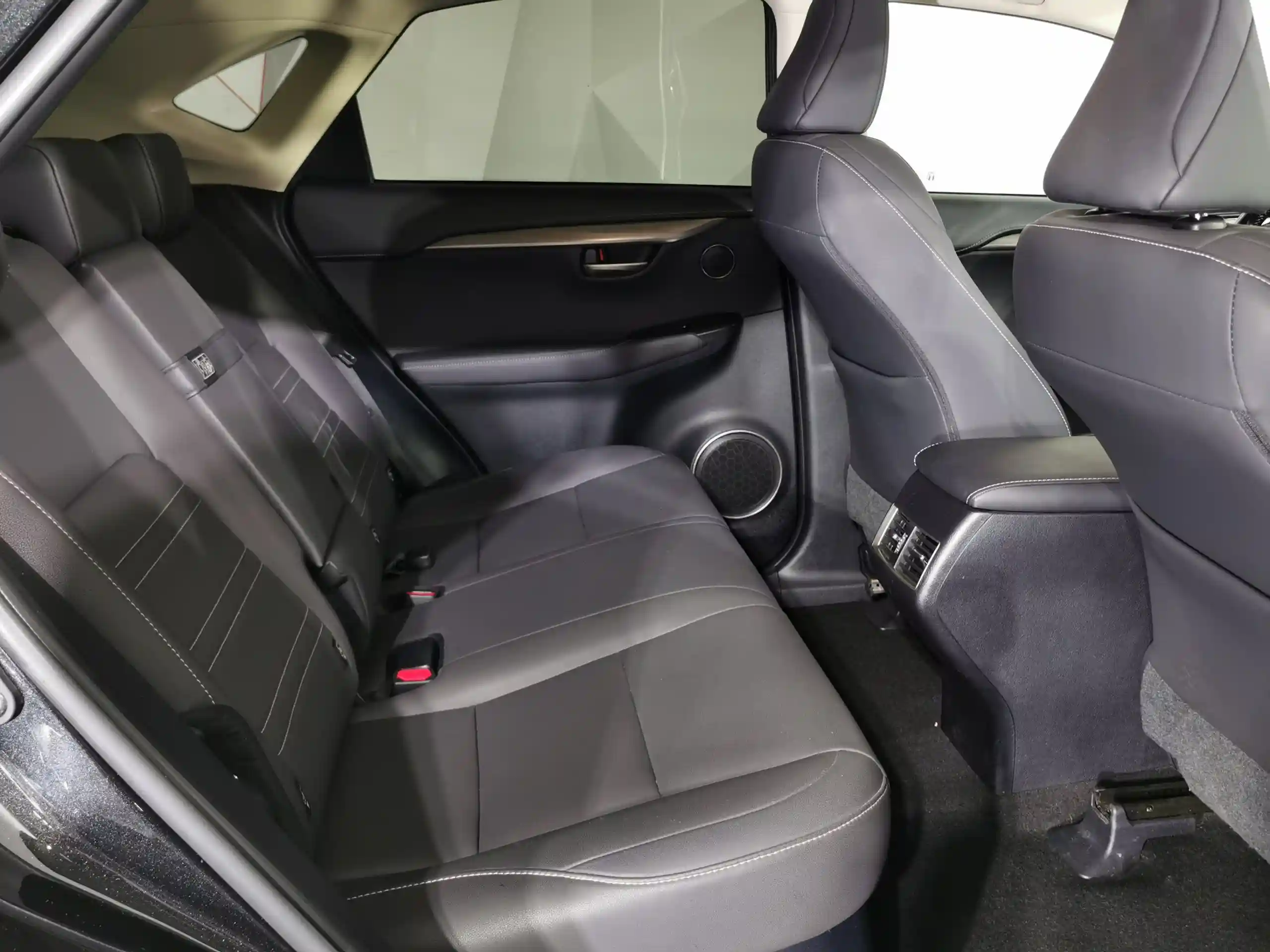 Lexus NX 2021