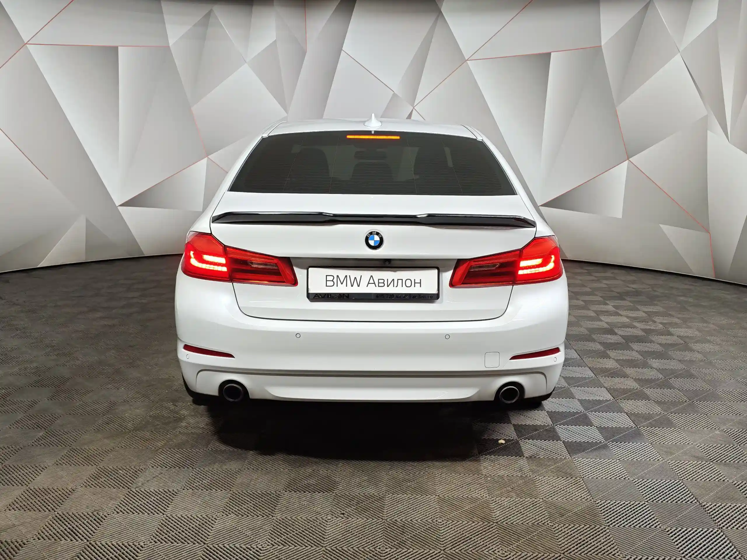 BMW 5 серия 2017