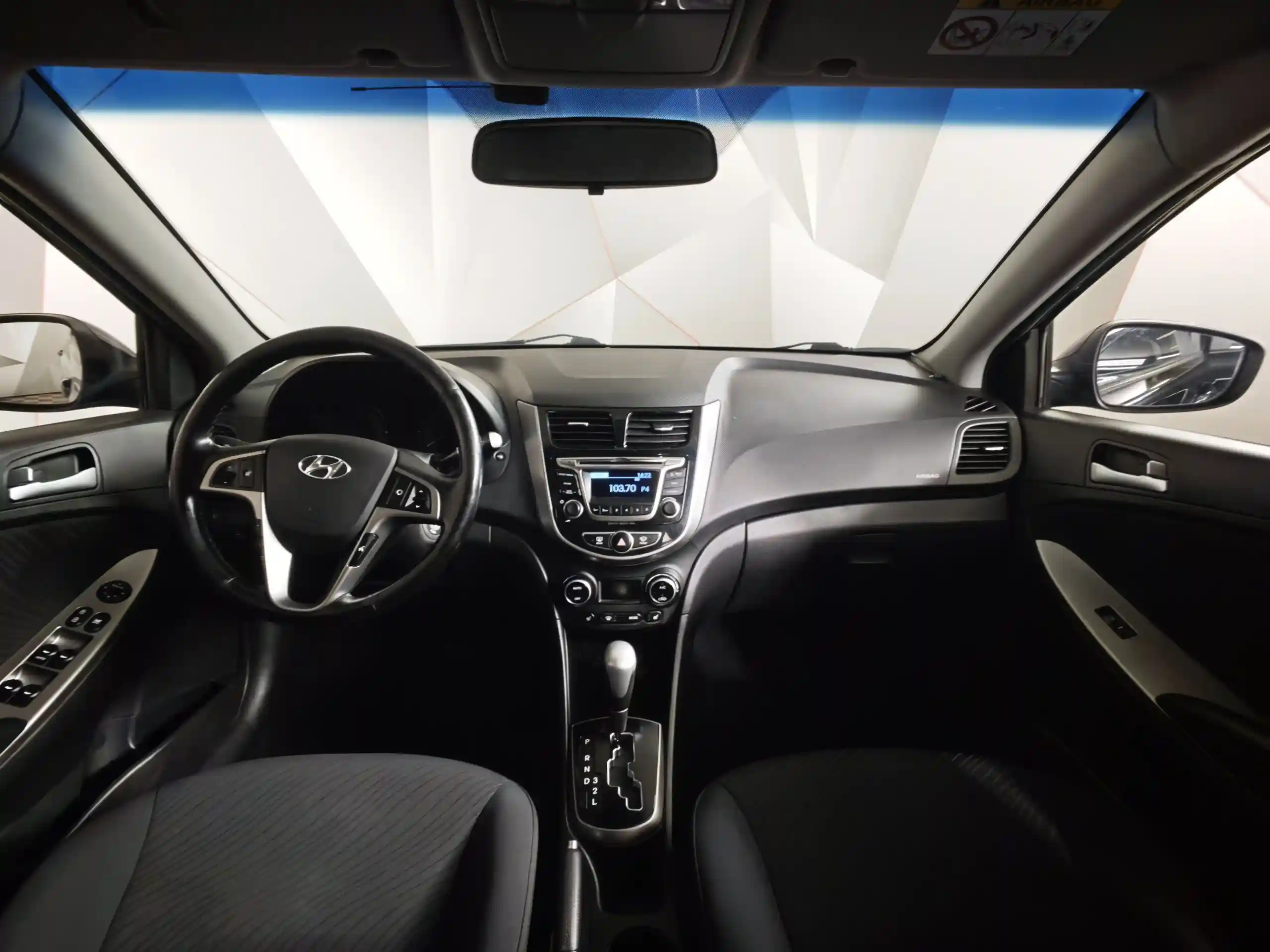 Hyundai Solaris 2016
