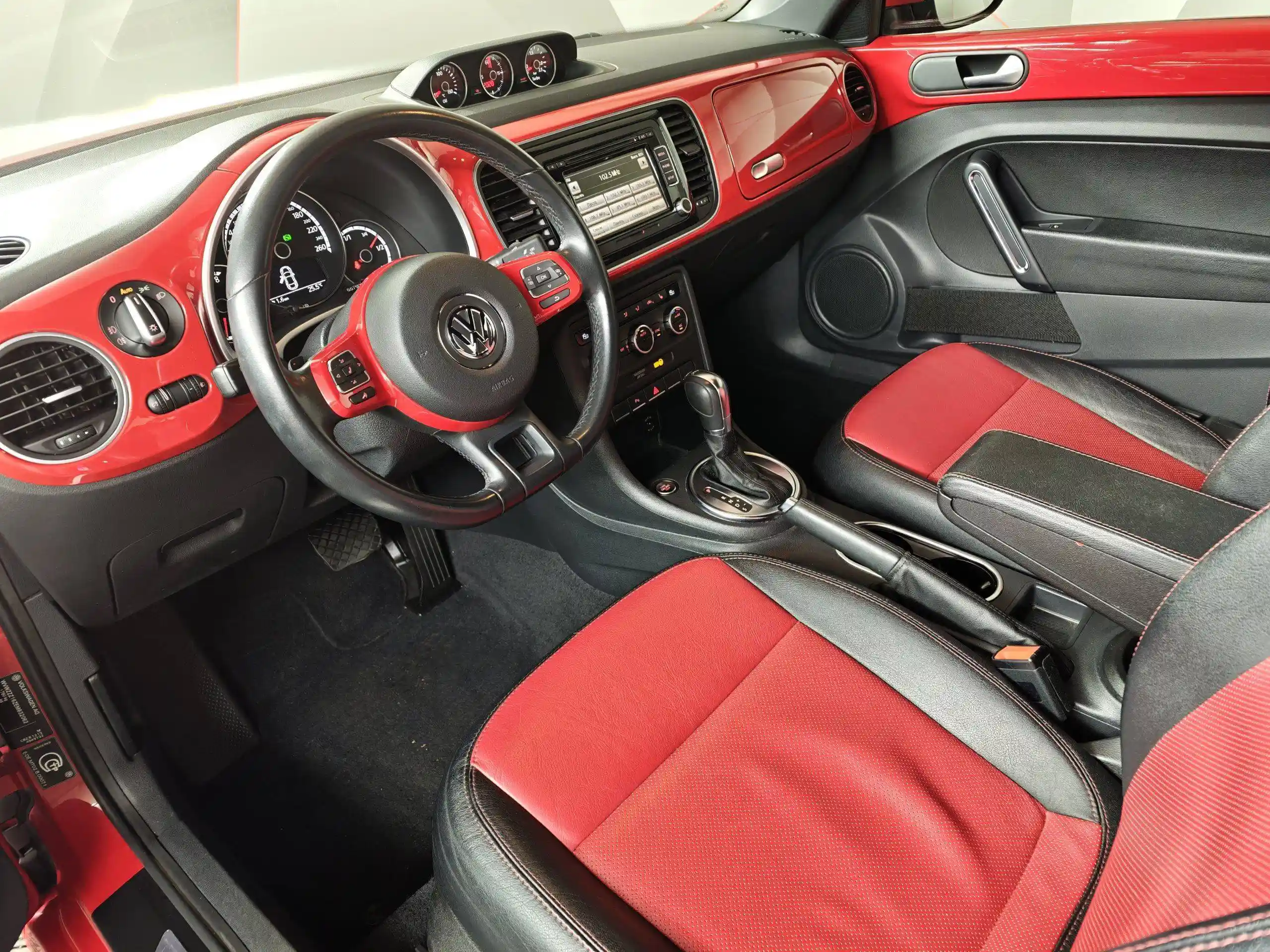 Volkswagen Beetle 2013