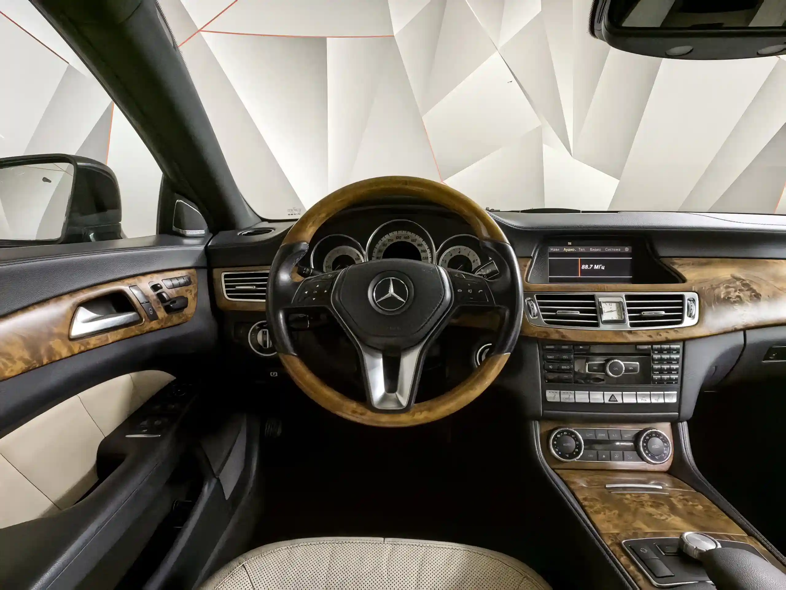 Mercedes-Benz CLS 2011