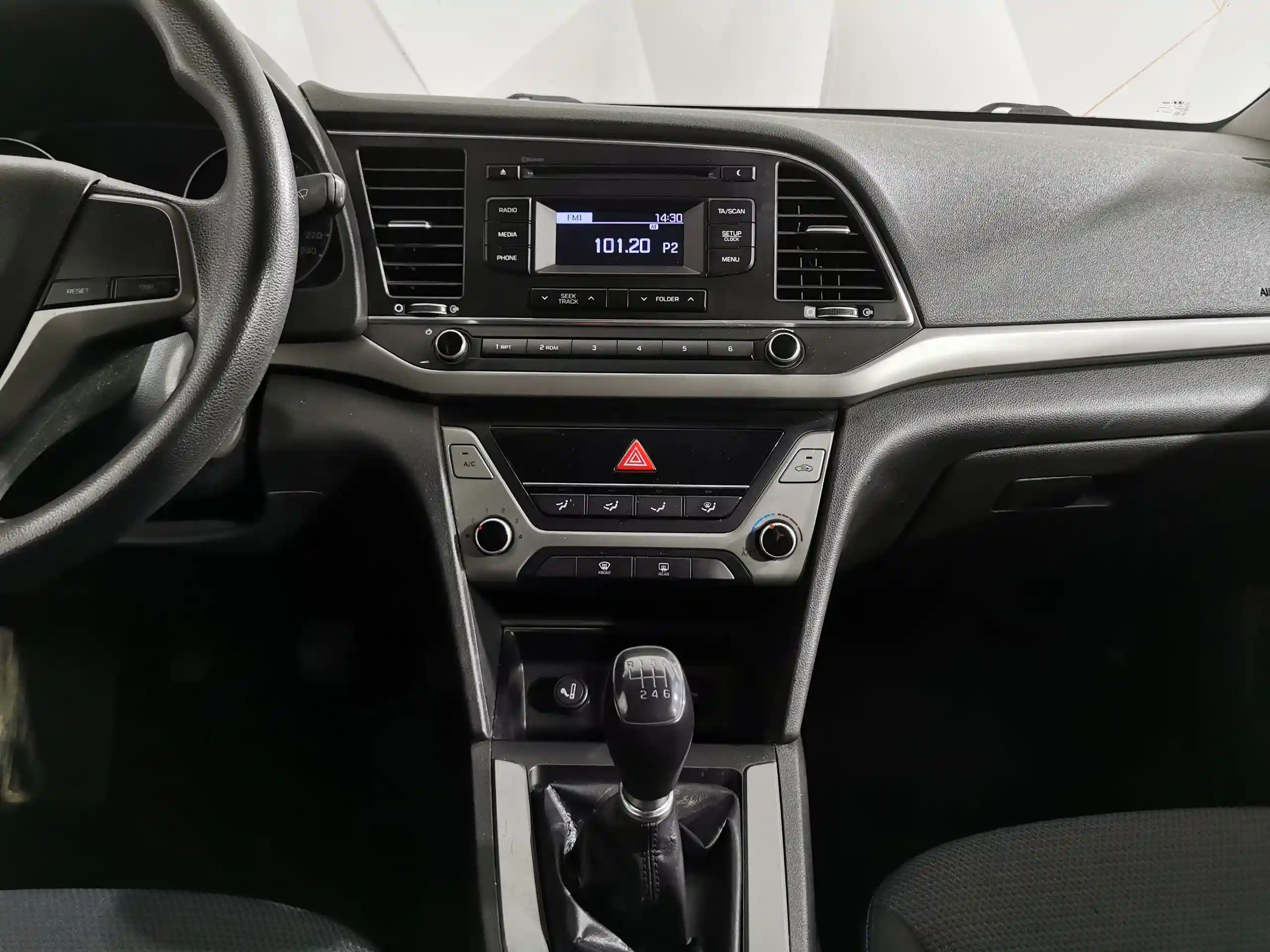 Hyundai Elantra 2017