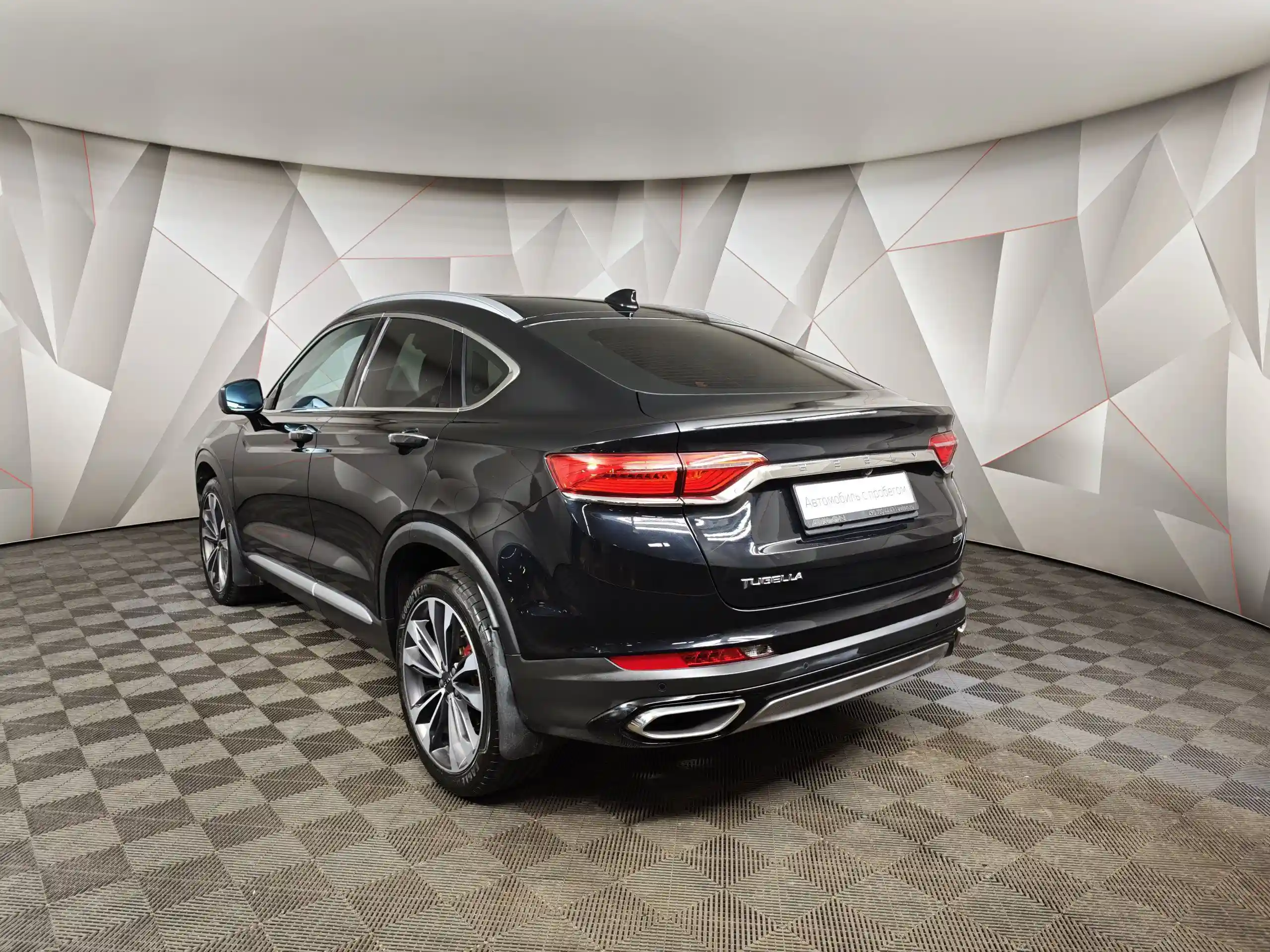 Geely Tugella 2022