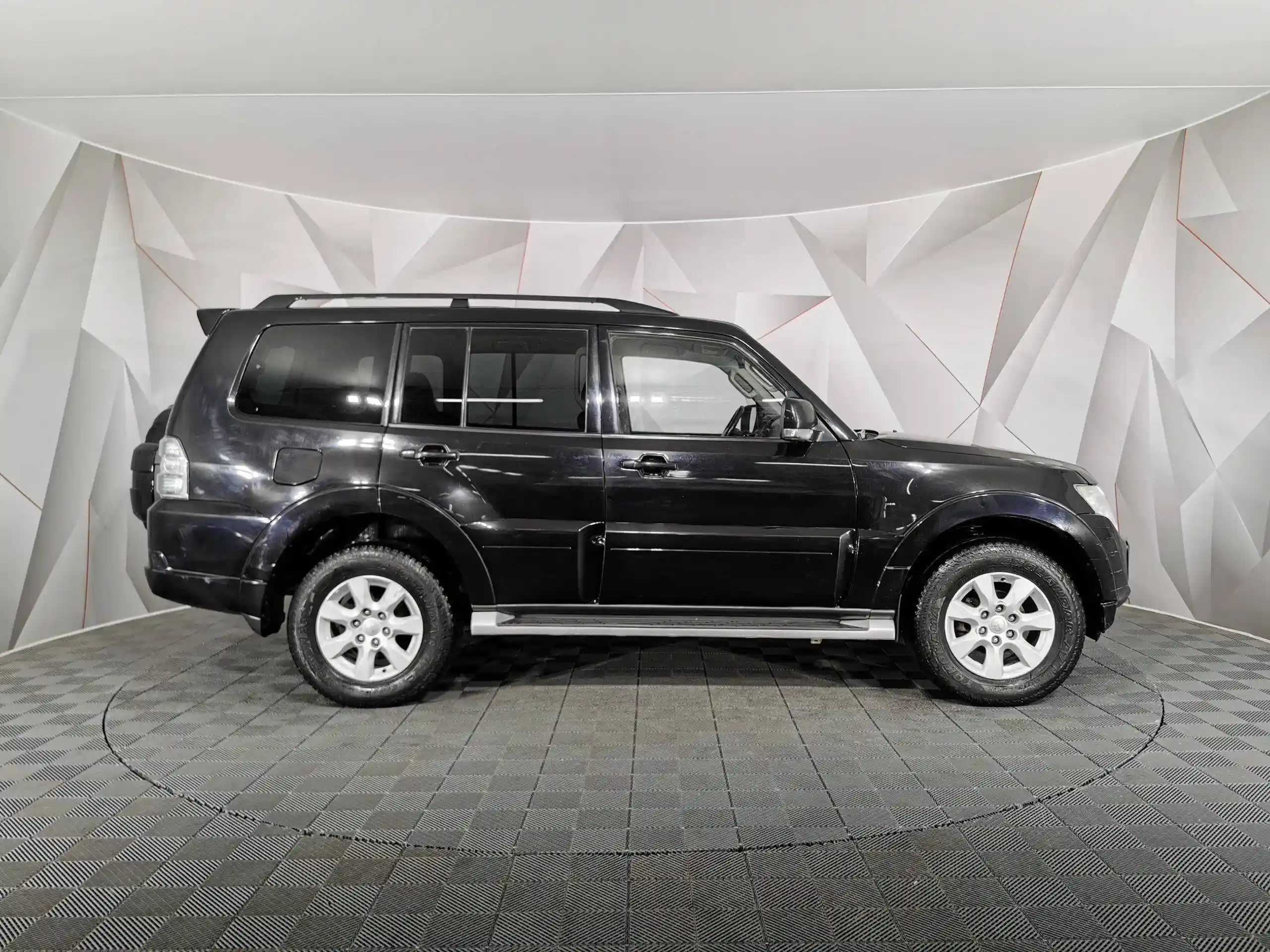 Mitsubishi Pajero 2012