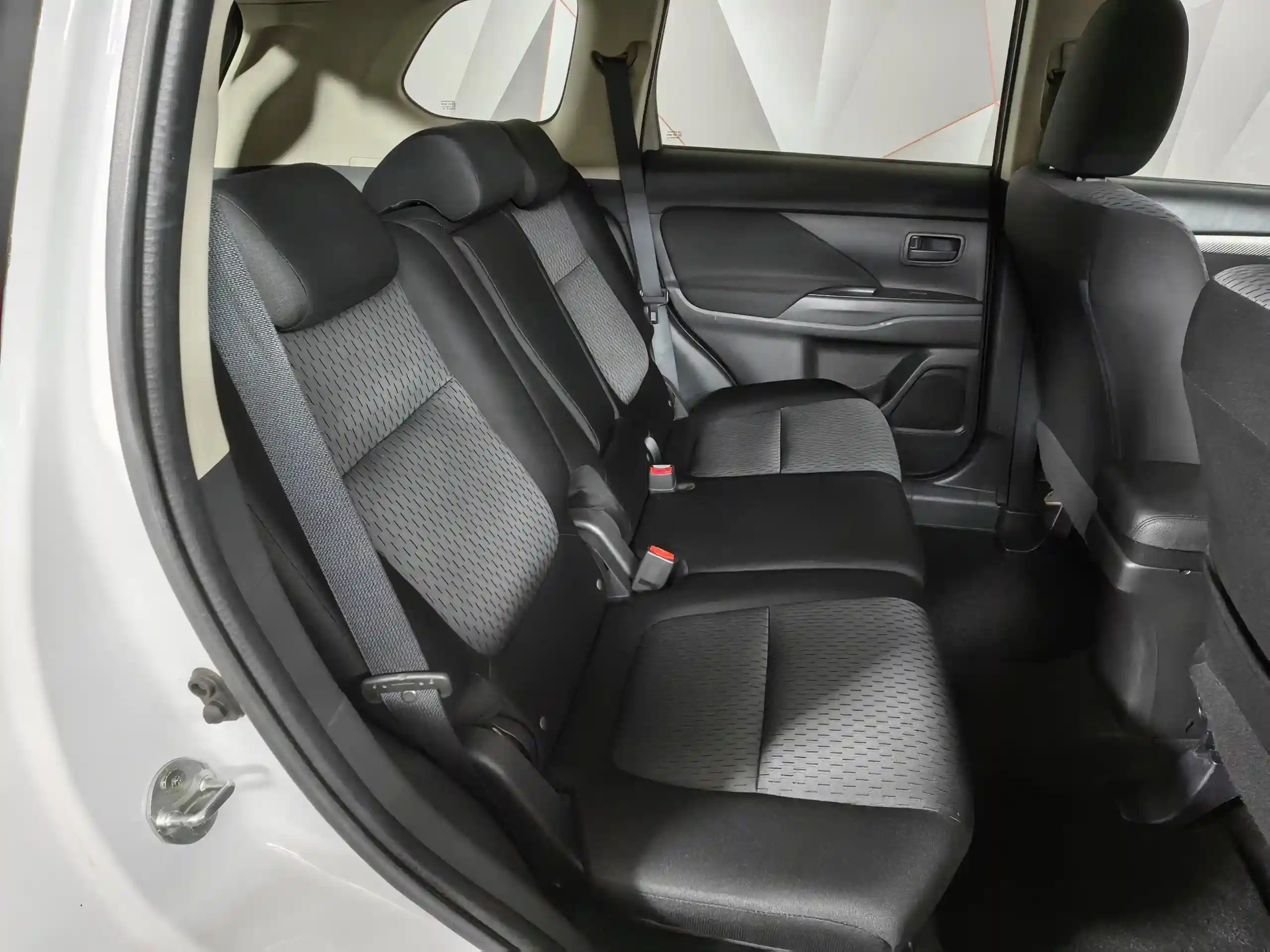 Mitsubishi Outlander 2014