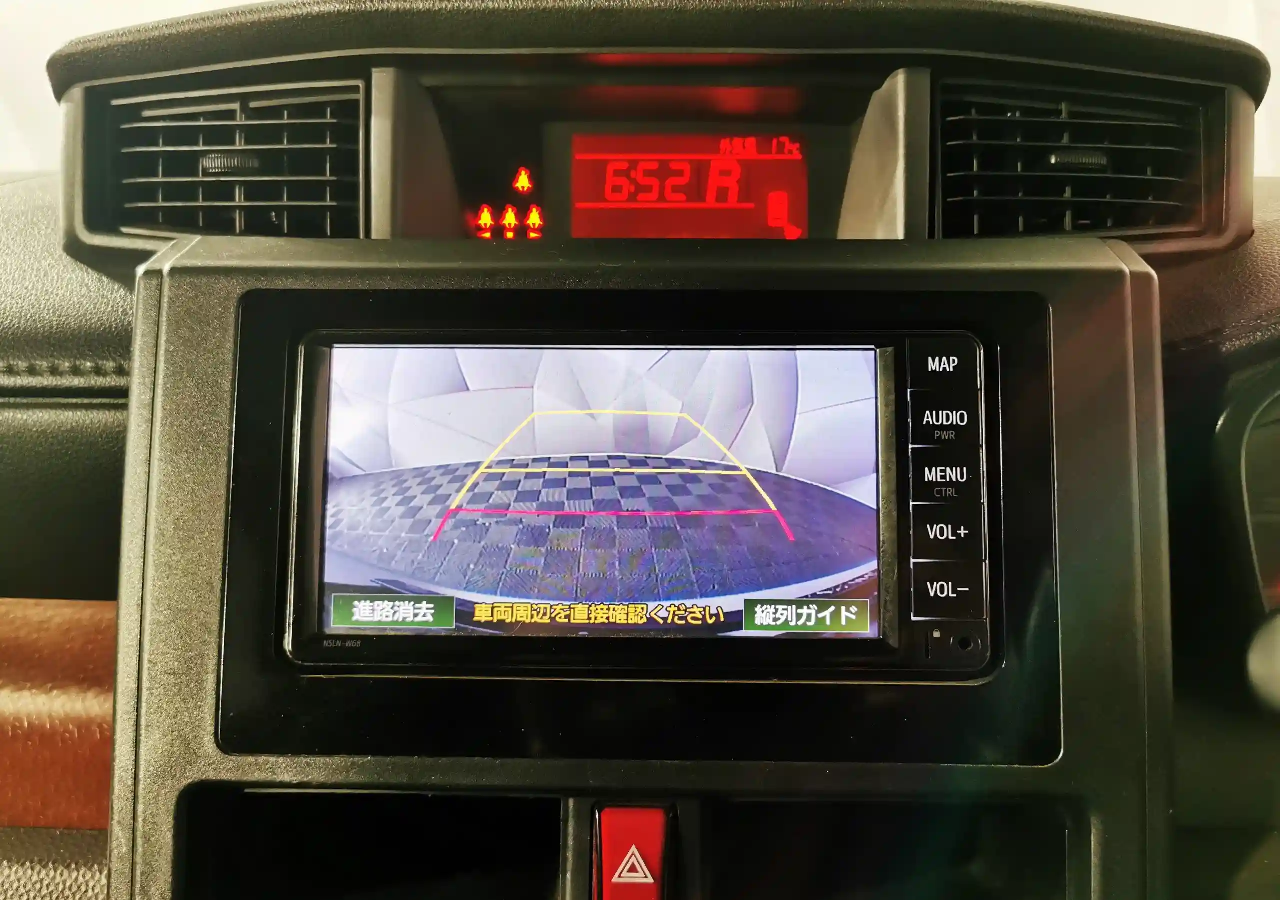 Toyota Roomy 2019