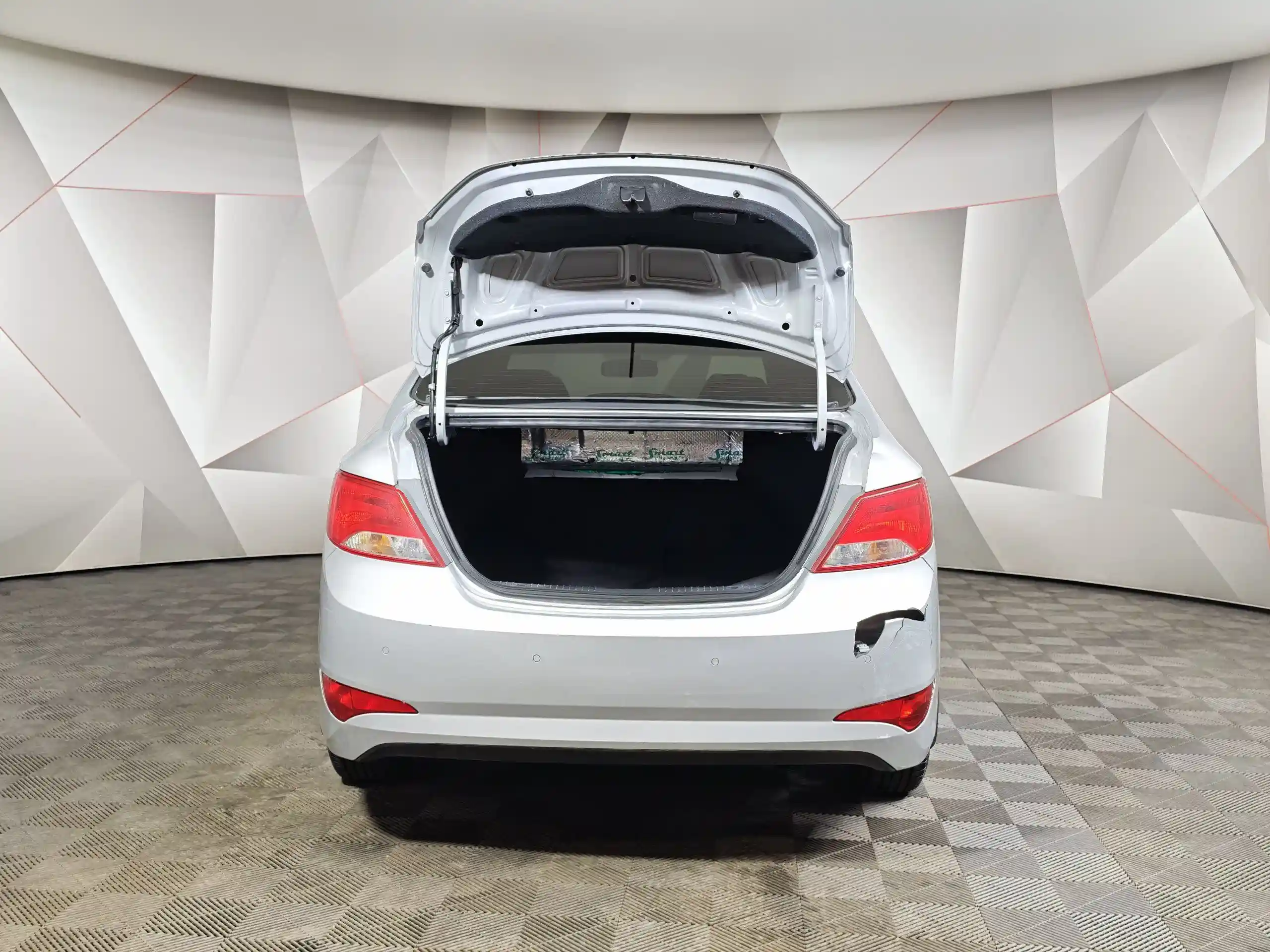 Hyundai Solaris 2015
