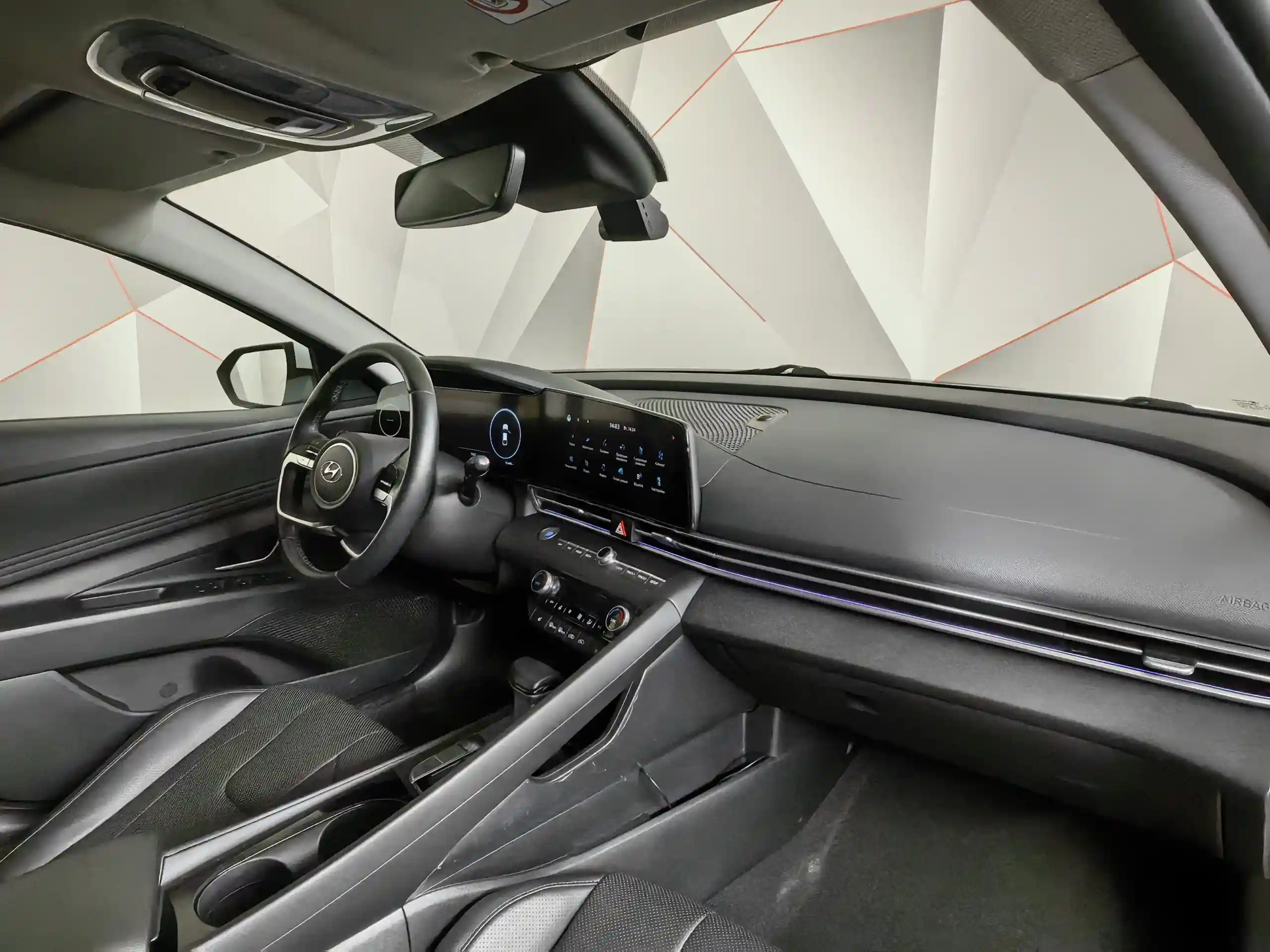 Hyundai Elantra 2022