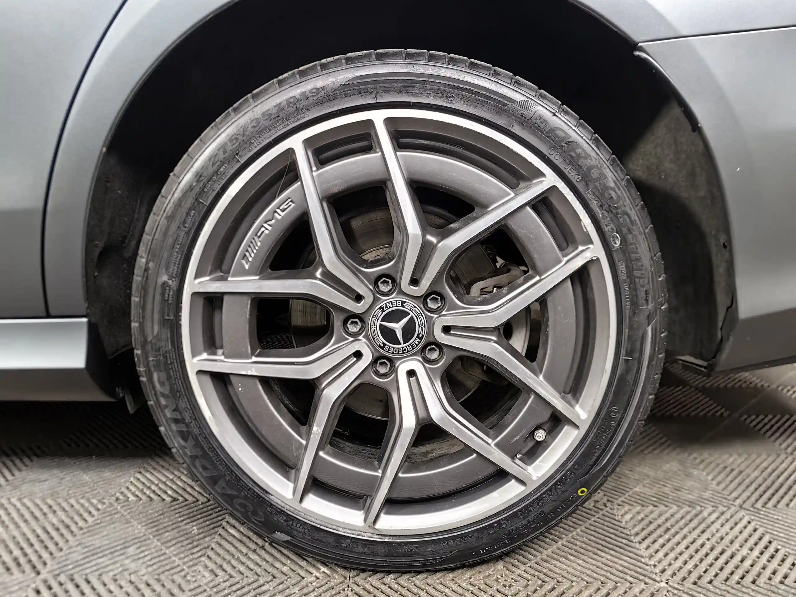 Mercedes-Benz E-Класс 2021