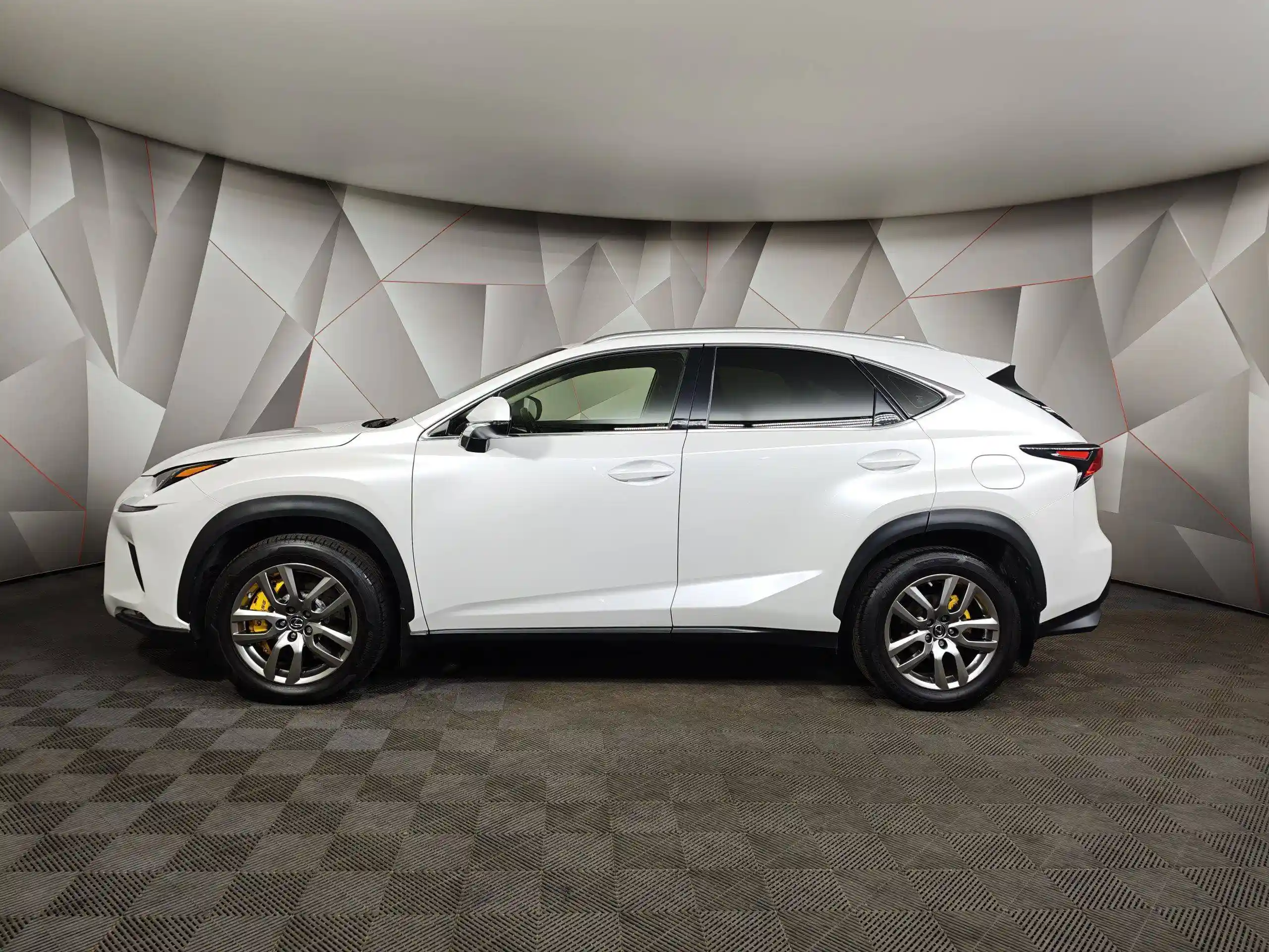 Lexus NX 2018