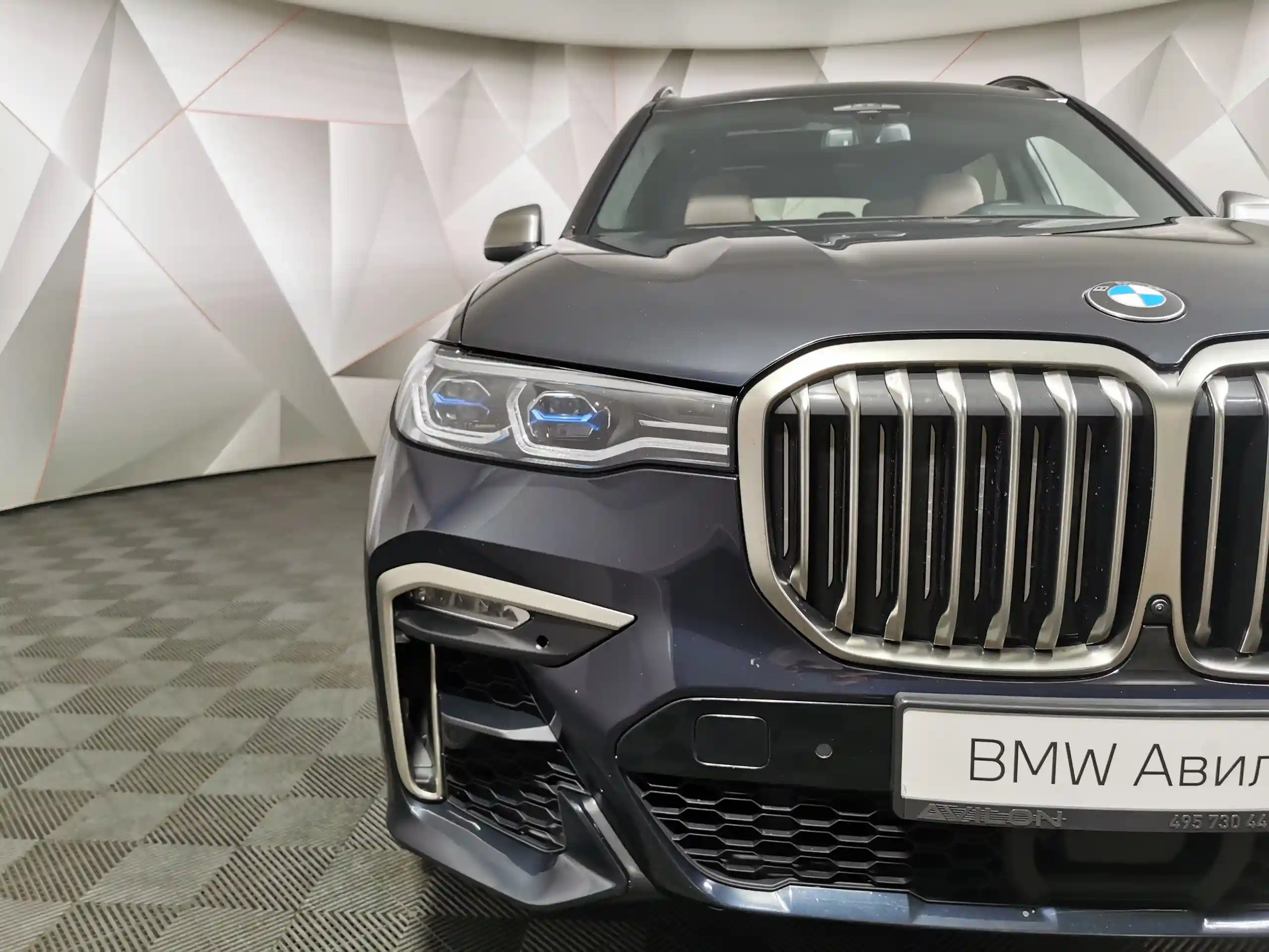 BMW X7 2021