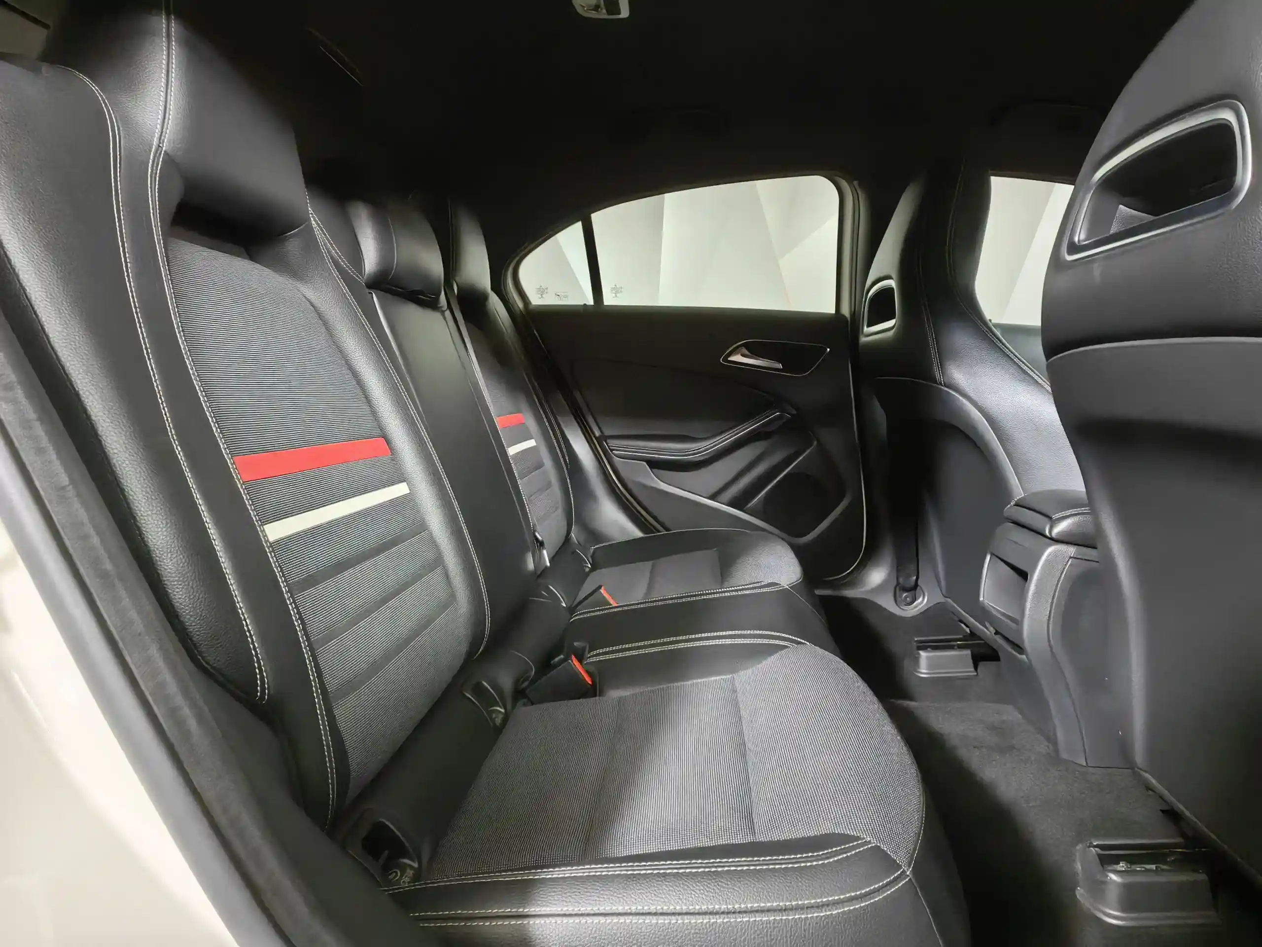 Mercedes-Benz A-Класс 2014