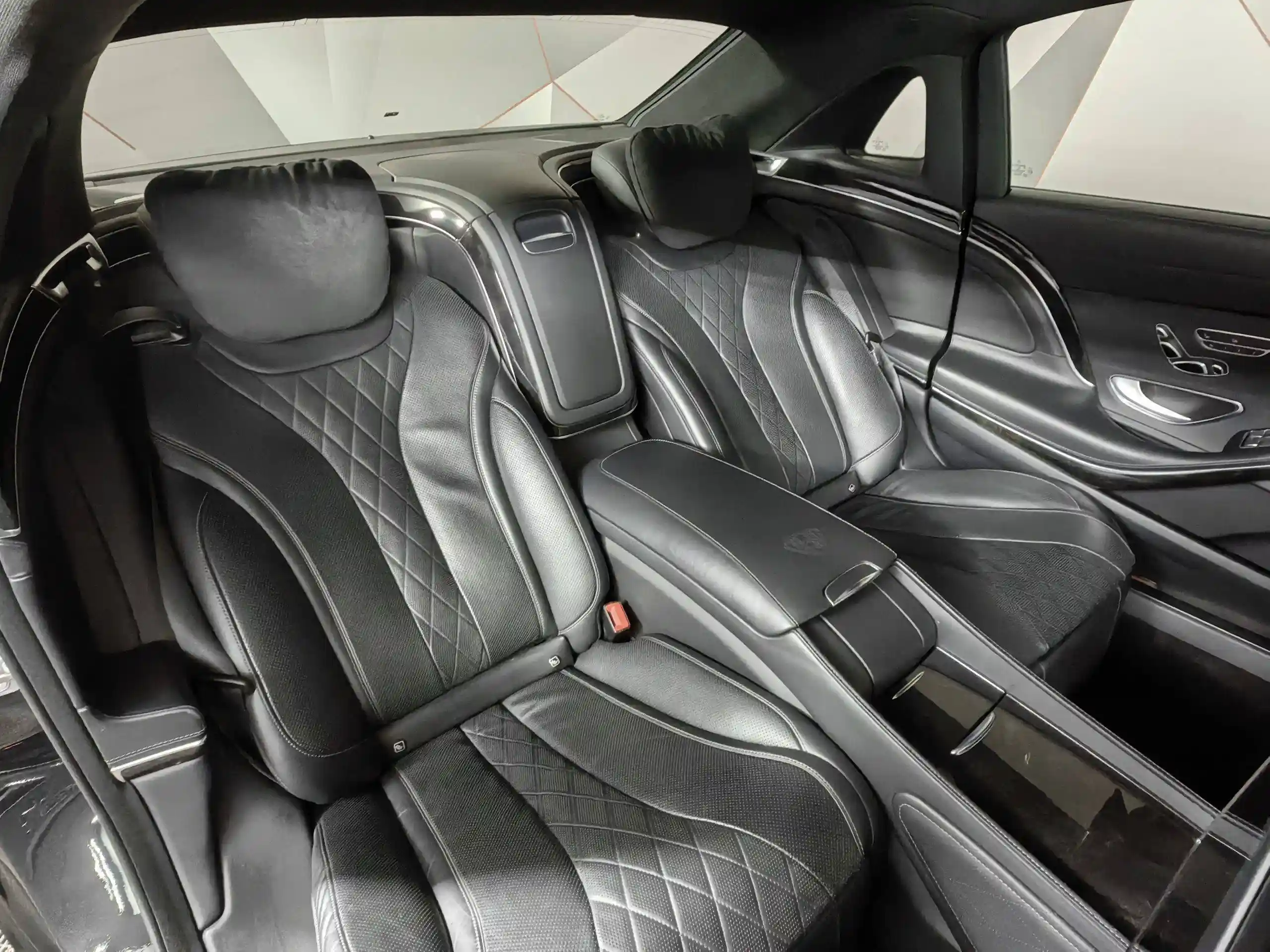 Mercedes-Benz S-Класс 2019