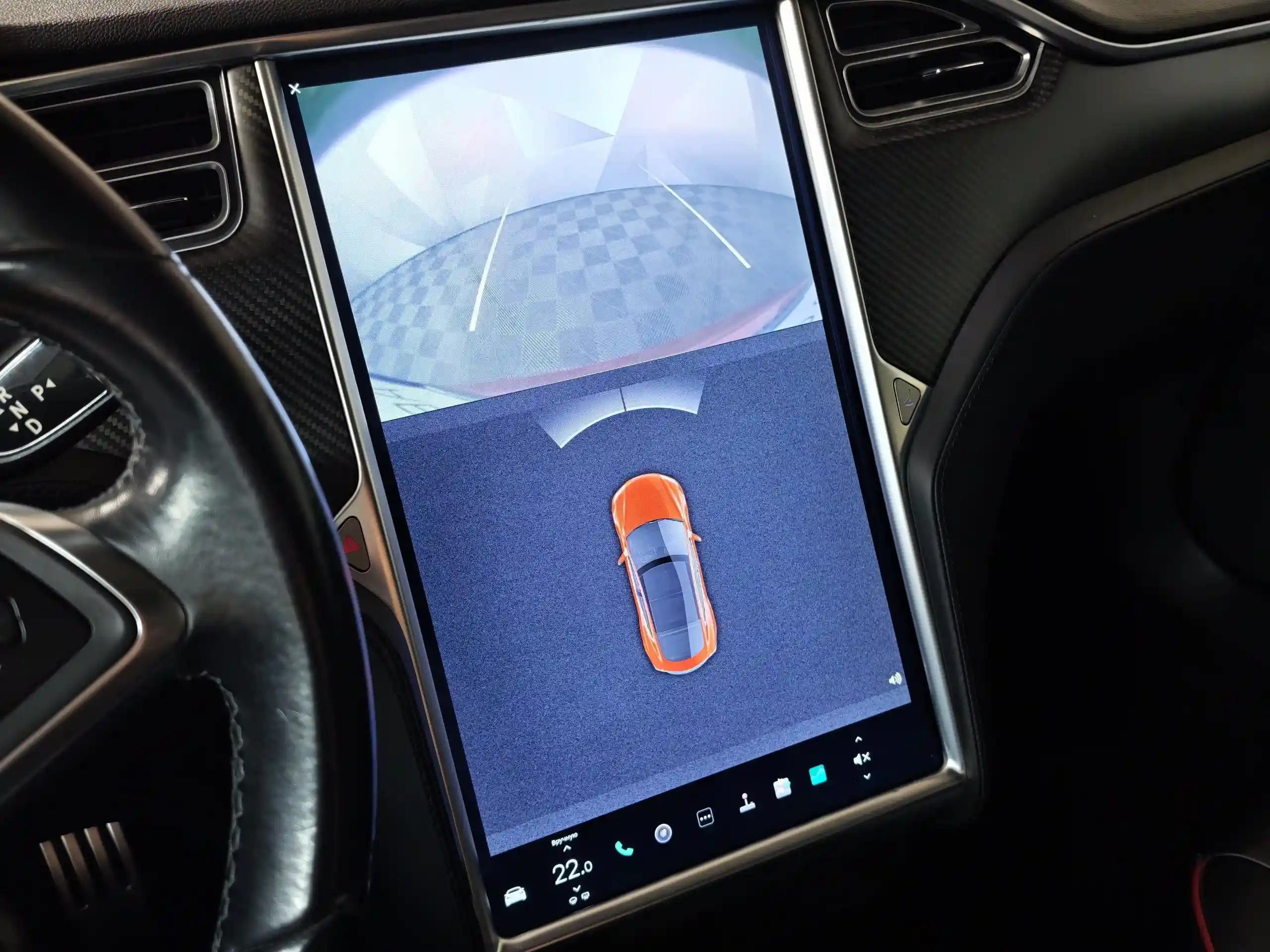 Tesla Model S 2014