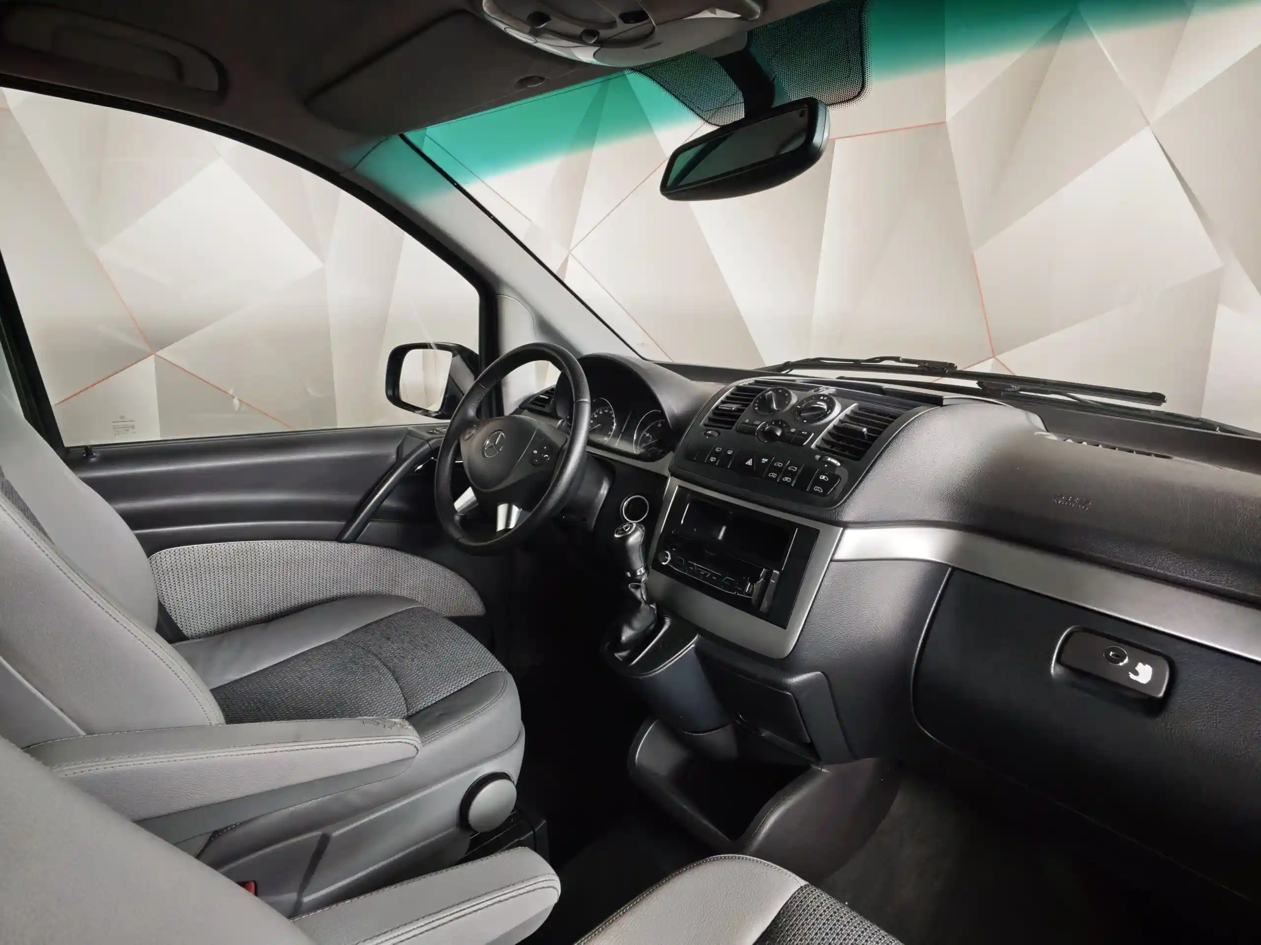 Mercedes-Benz Viano 2011
