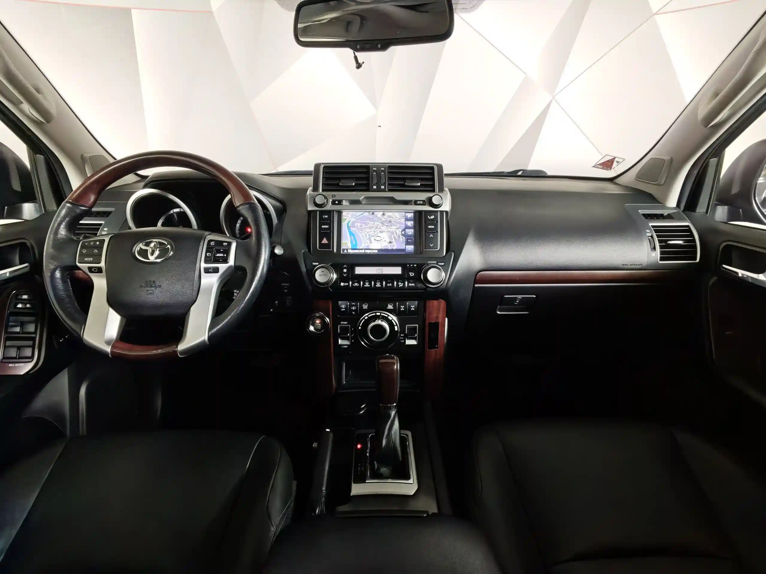Toyota Land Cruiser Prado 2016