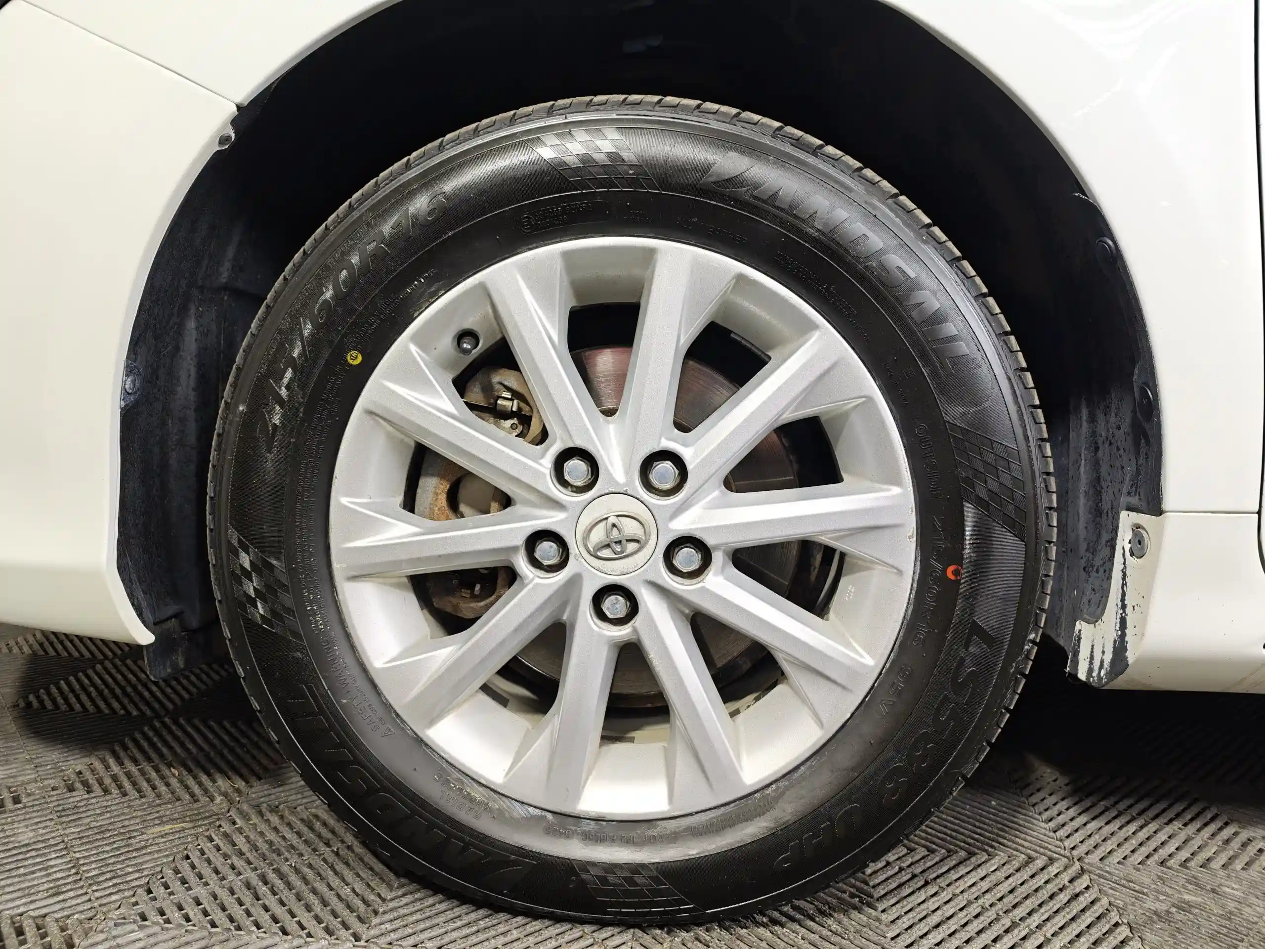Toyota Camry 2011