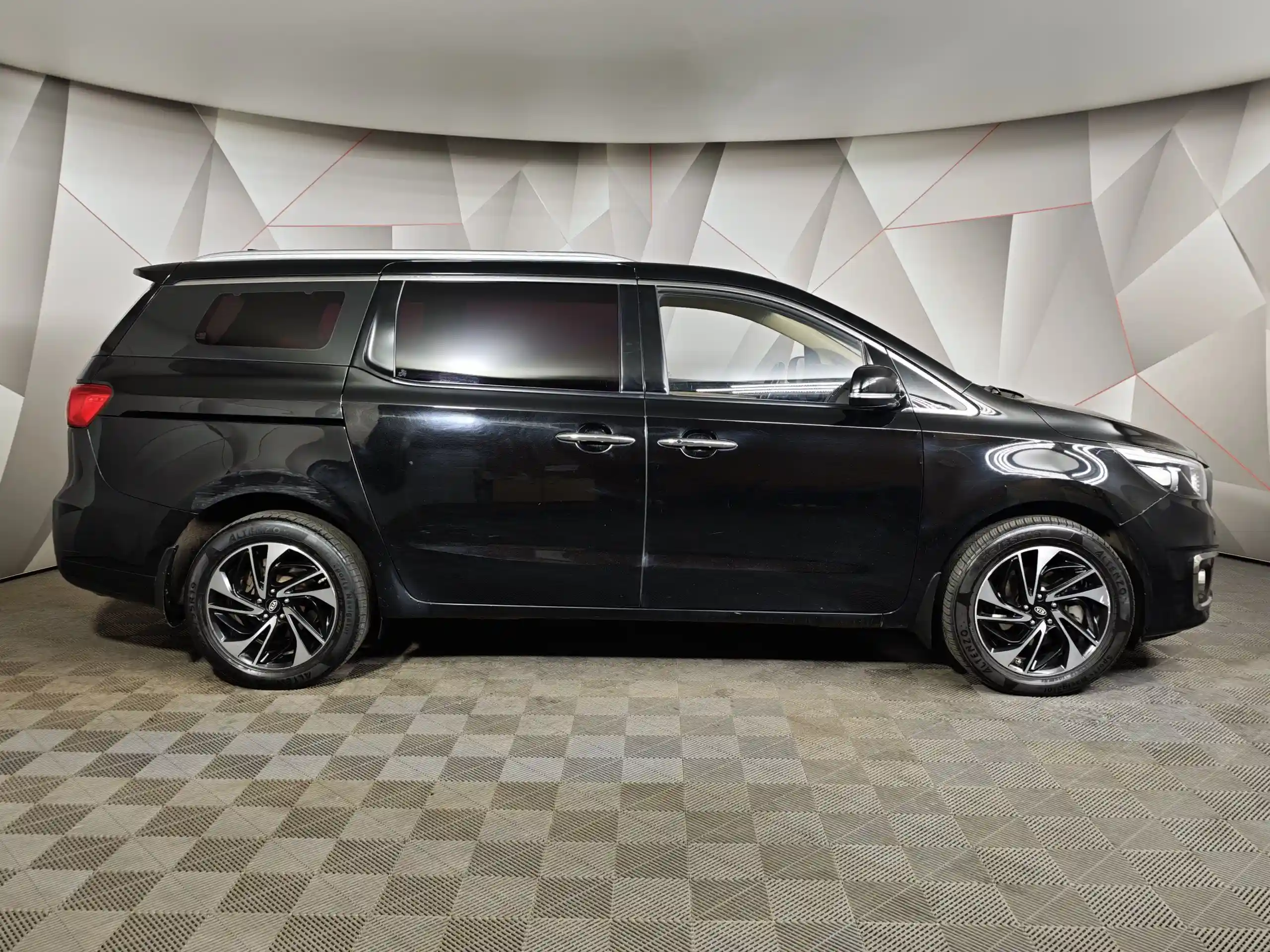 Kia Carnival 2016